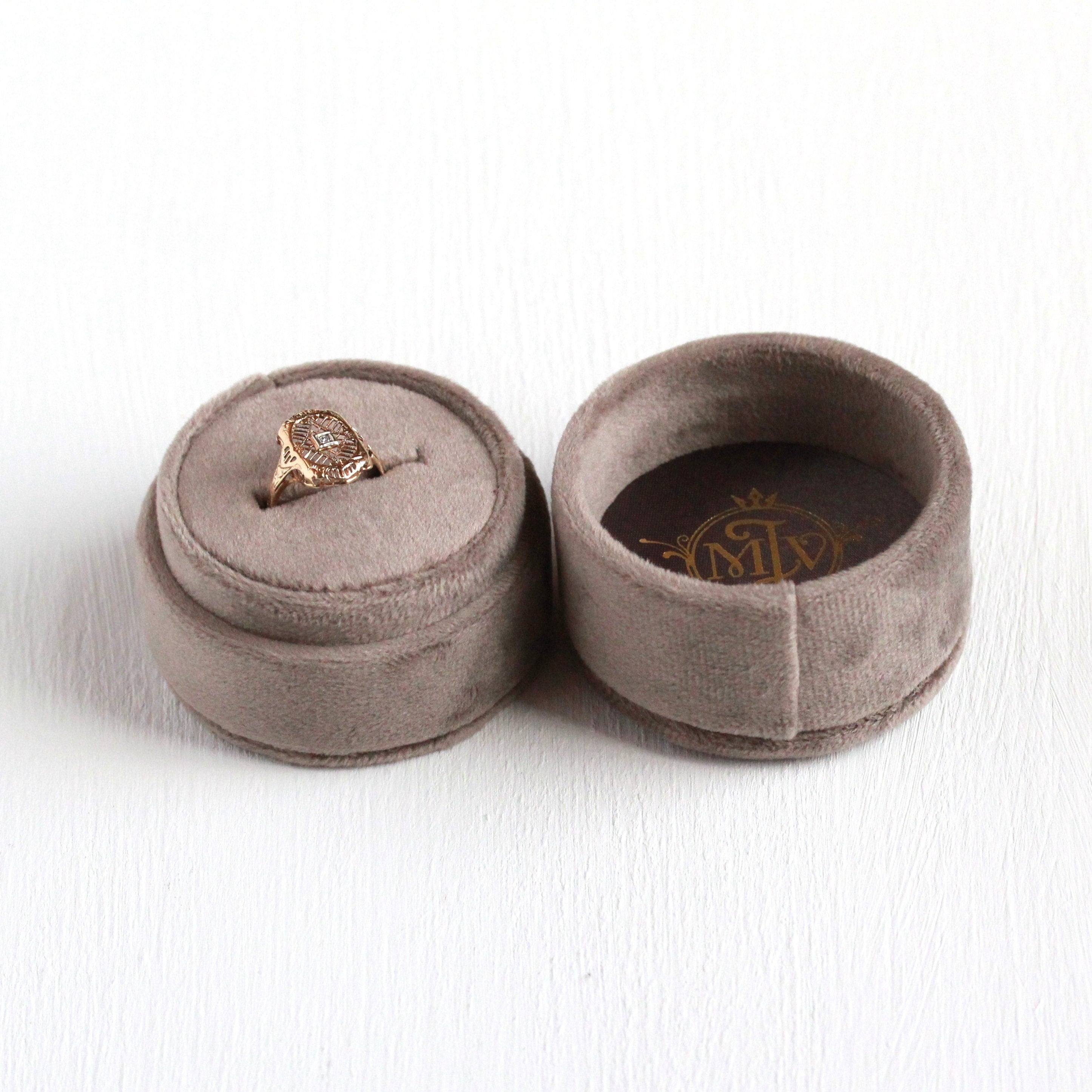 Gray Ring Box - Vintage Inspired New MJV Round Velvet Plush Single Slot Engagement Ring Prop - Maejean Proposal Photoshoot Jewelry Accessory