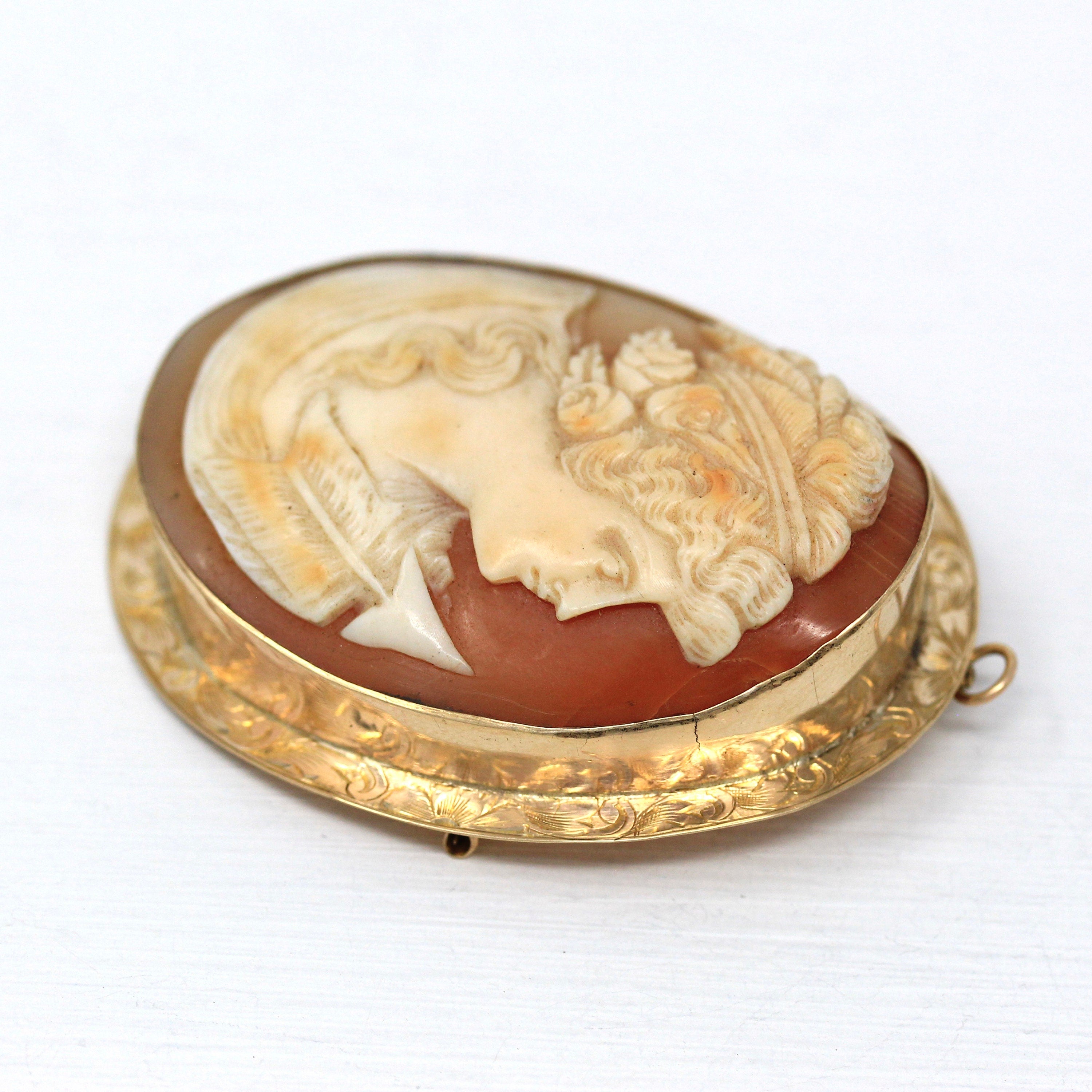 Sale - Antique Cameo Brooch - Edwardian 10k Yellow Gold Carved Shell Pendant Necklace - Circa 1910s Era Statement Fashion Accessory Jewelry