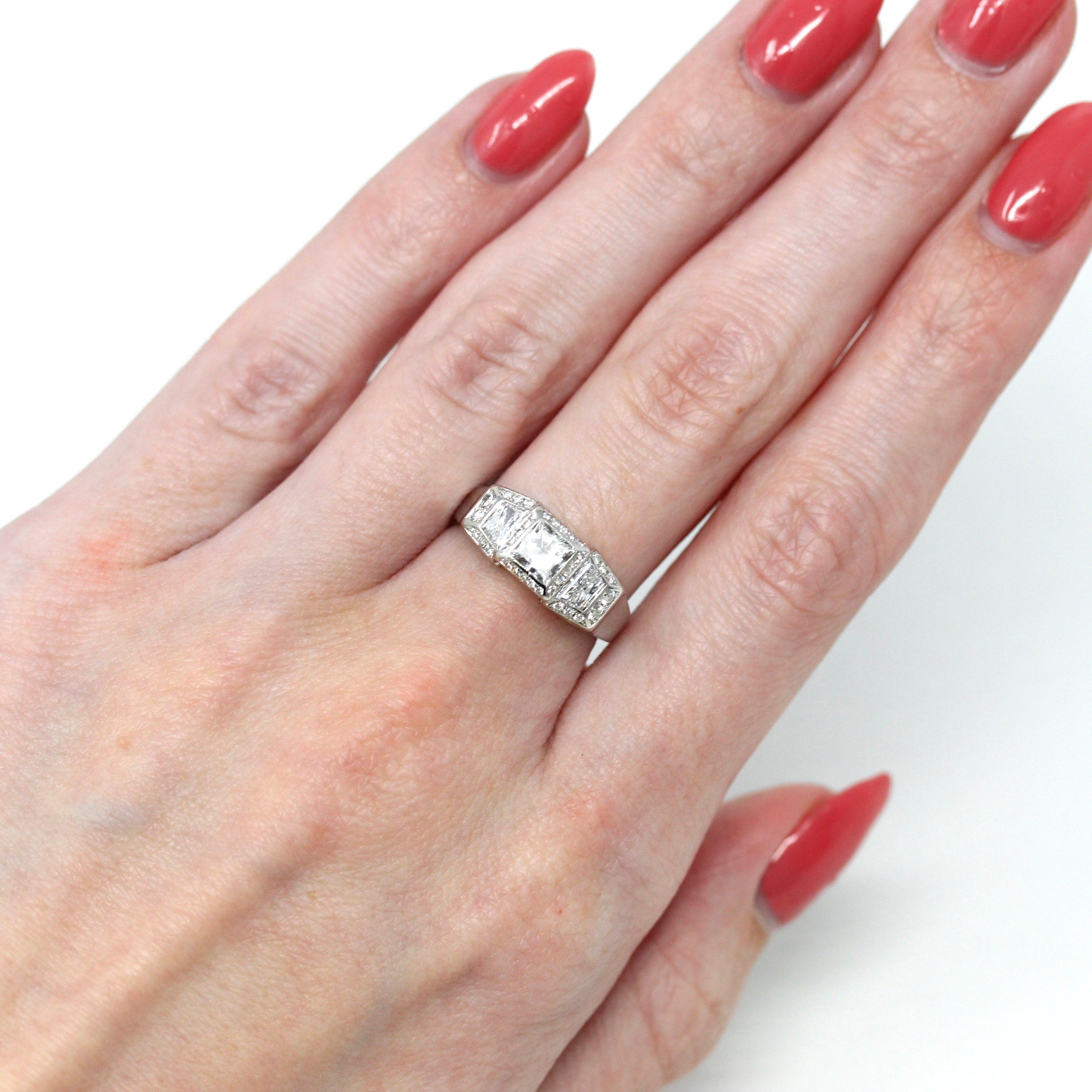 Sale Diamond Engagement Ring Modern Estate 18k White Gold Princess MJV