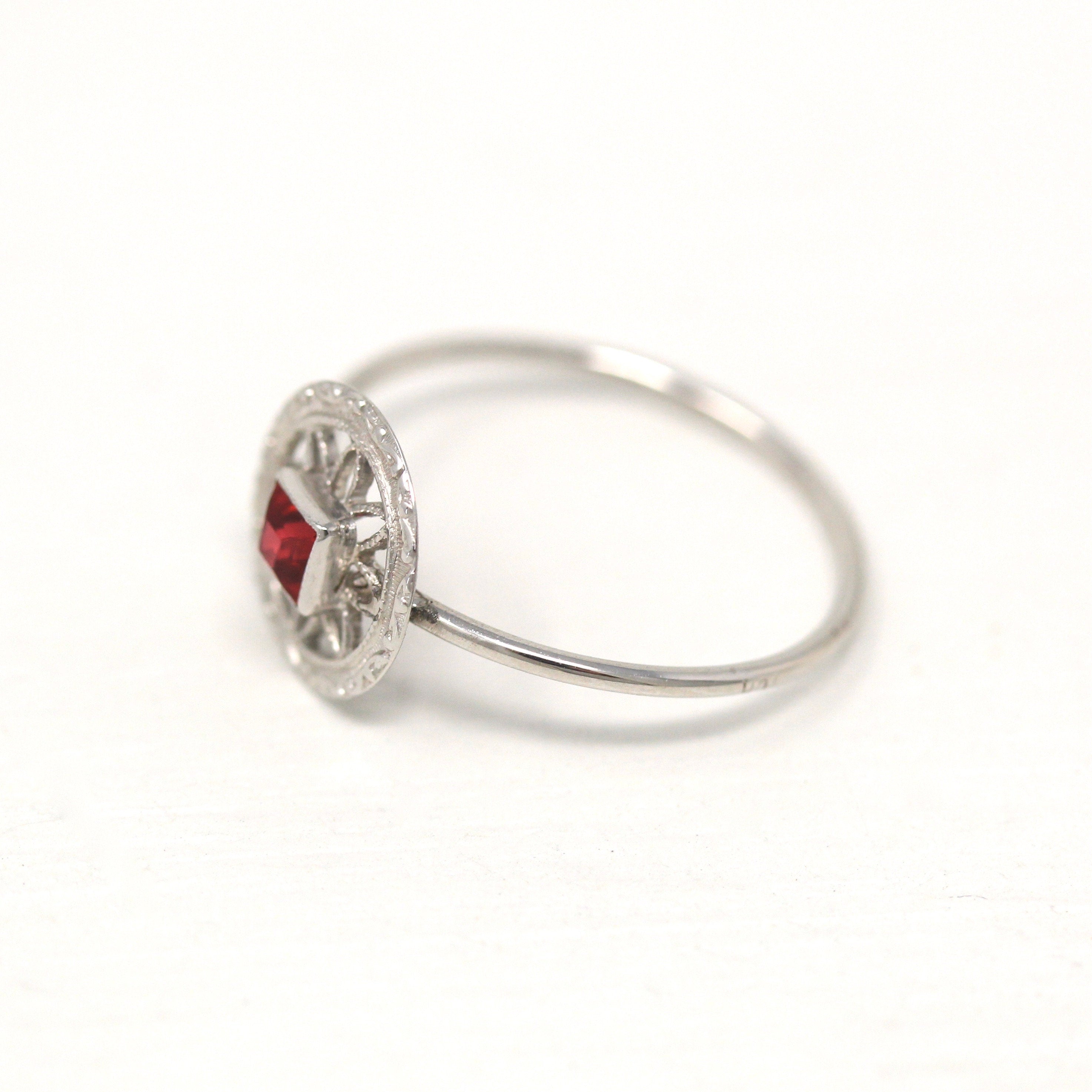 Sale - Floral Conversion Ring - Vintage Art Deco Era 10k White Gold Filigree Conversion - Antique 1920s Era Size 5.75 Pink Red Stone Jewelry