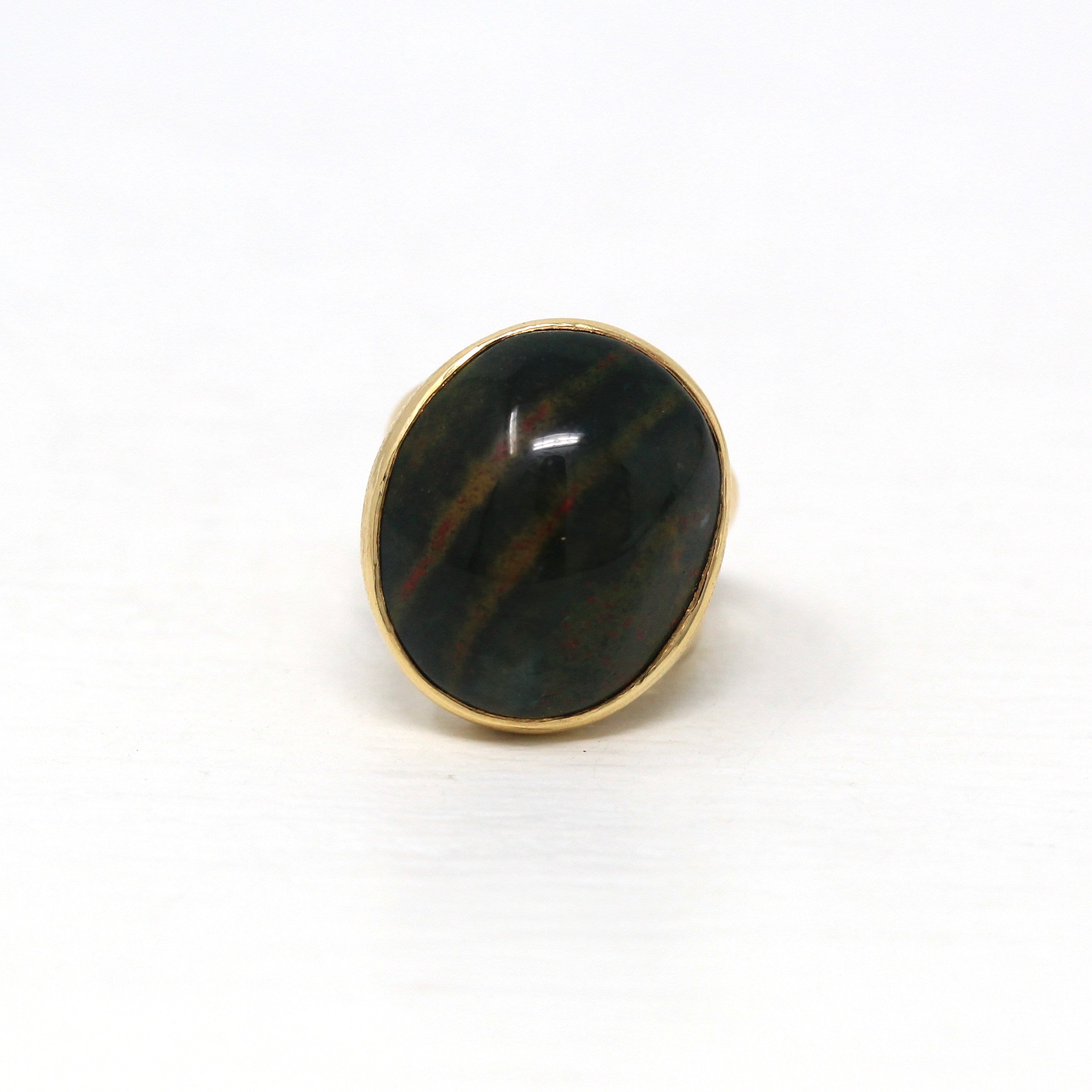 Sale - Genuine Bloodstone Ring - Retro 10k Yellow Gold Oval Dark Green Red Gem - Vintage Circa 1970s Era Size 6 3/4 Heliotrope Fine Jewelry