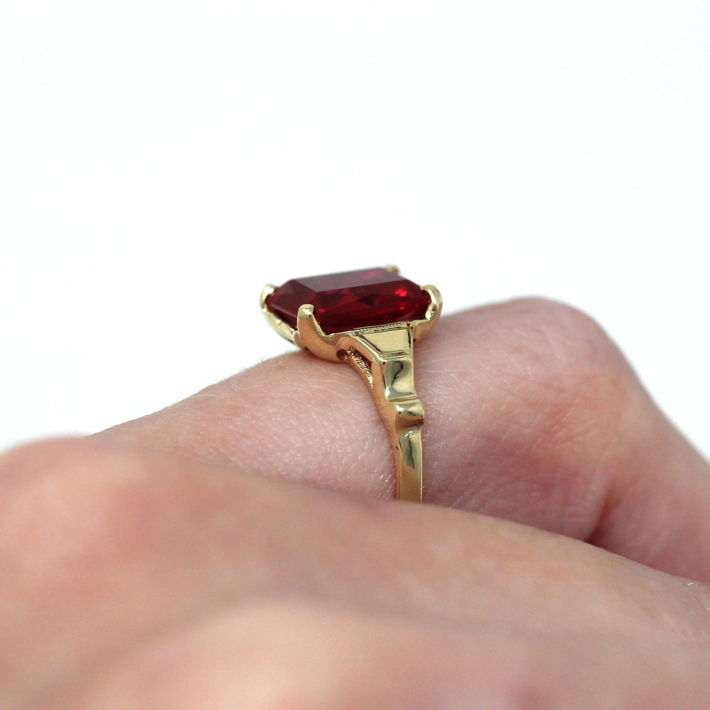Sale Created Ruby Ring Vintage 10K Yellow Gold Red Faceted 3.22 ct Stone Solitaire Style Retro Era Circa 1940s Size 5 Fine 40s Jewelry