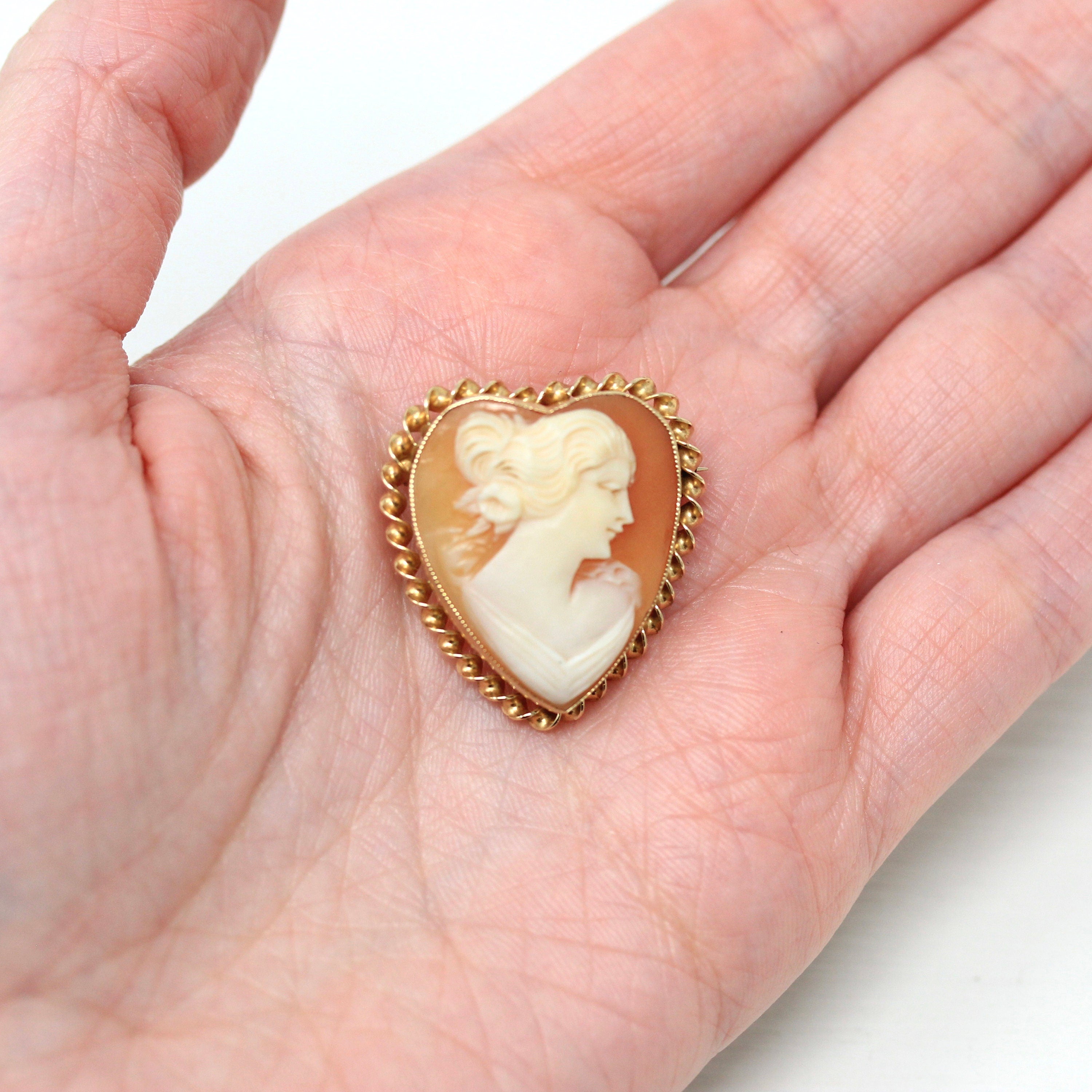 Vintage Cameo Brooch - Retro 10k Yellow Gold Carved Shell Heart Shaped Pin - Circa 1940s Era Statement Fashion Accessory Fine 40s Jewelry