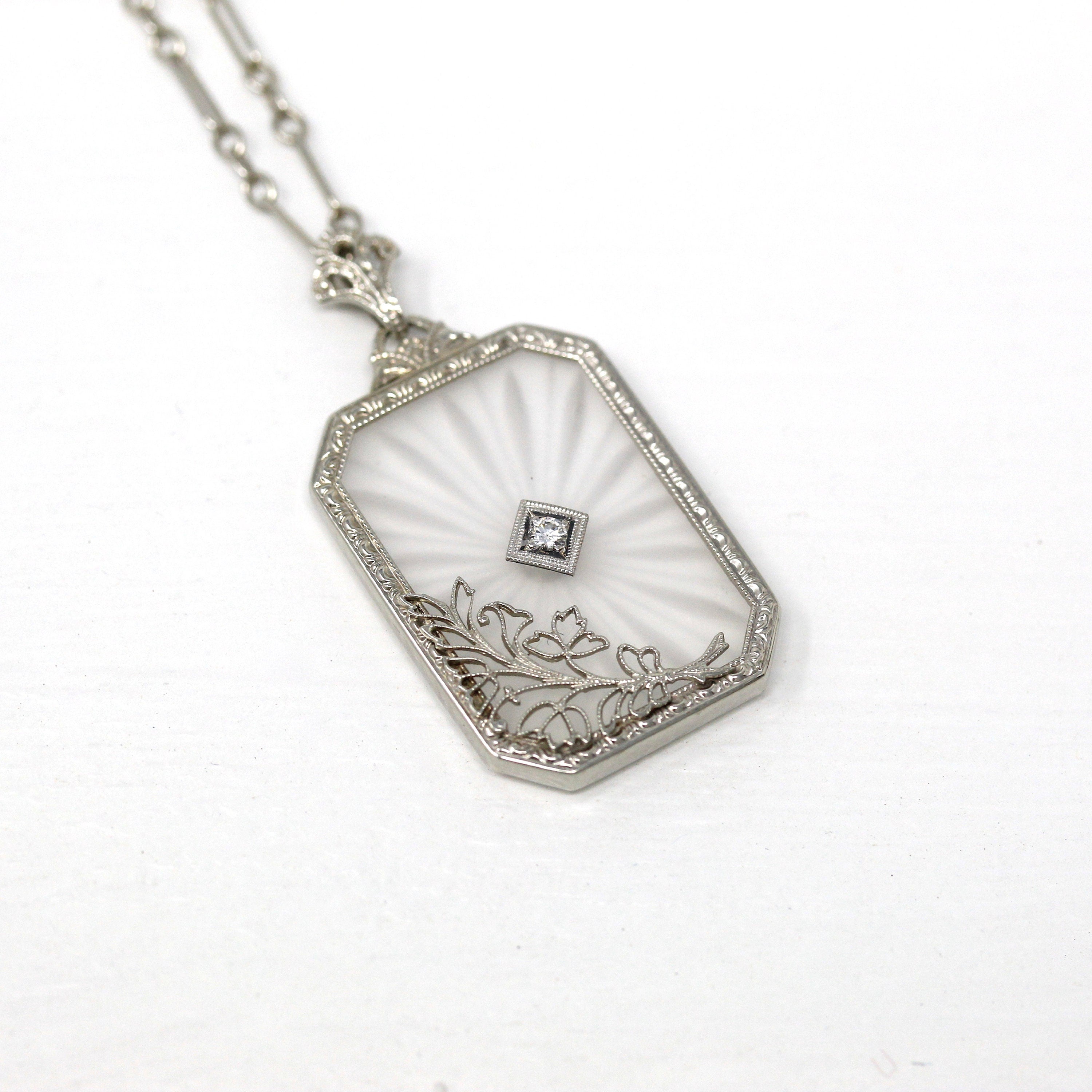 Antique white gold necklaces store