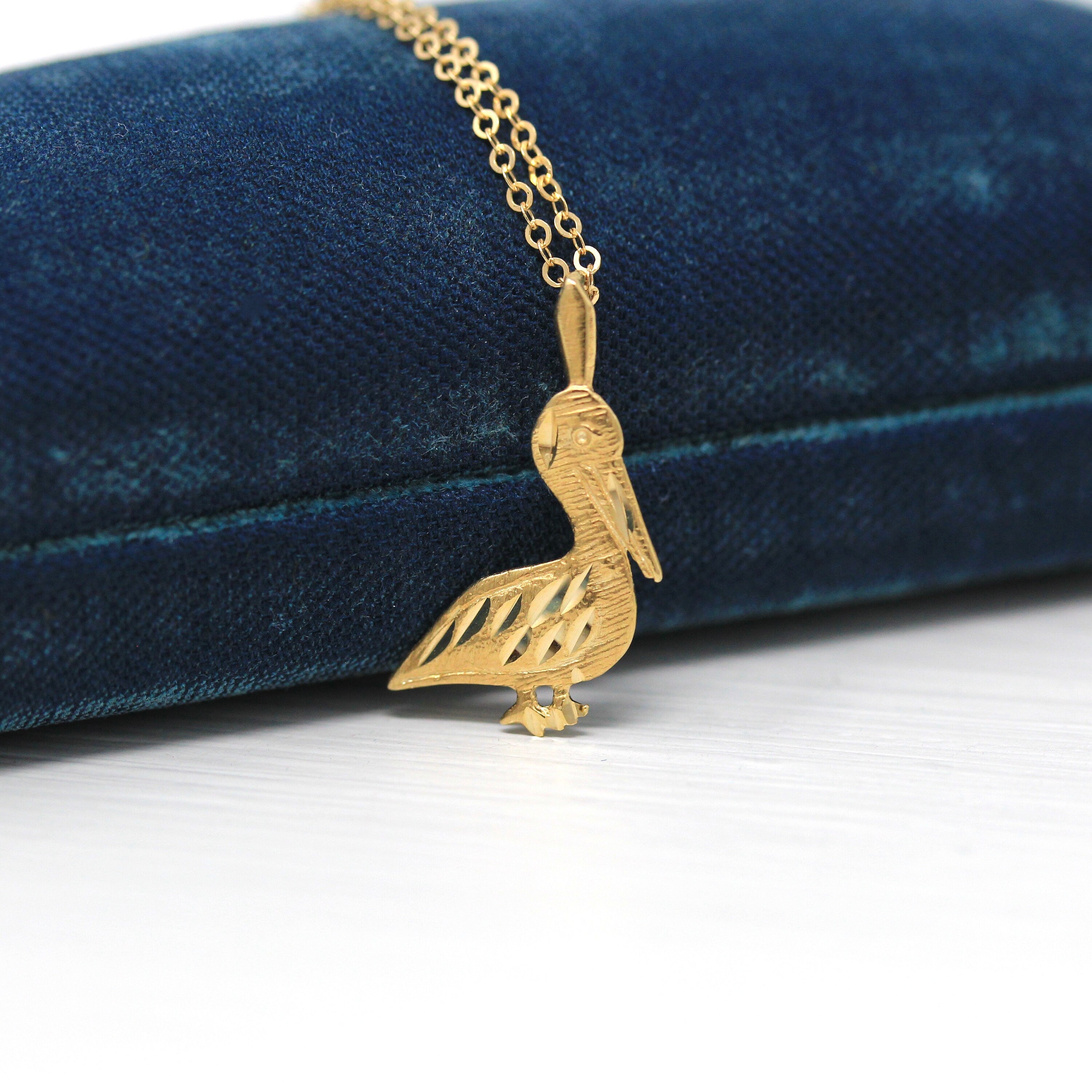 Modern Pelican Charm - Estate 14k Yellow Gold Figural Diamond Cut Water Bird Pendant Necklace - Circa 2000s Era Michael Anthony Fine Jewelry