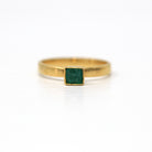 Created Emerald Ring - Estate 18k Yellow Gold Square Cut Solitaire Green Stone - Modern Circa 2000's Size 6 May Birthstone Fine Y2K Jewelry