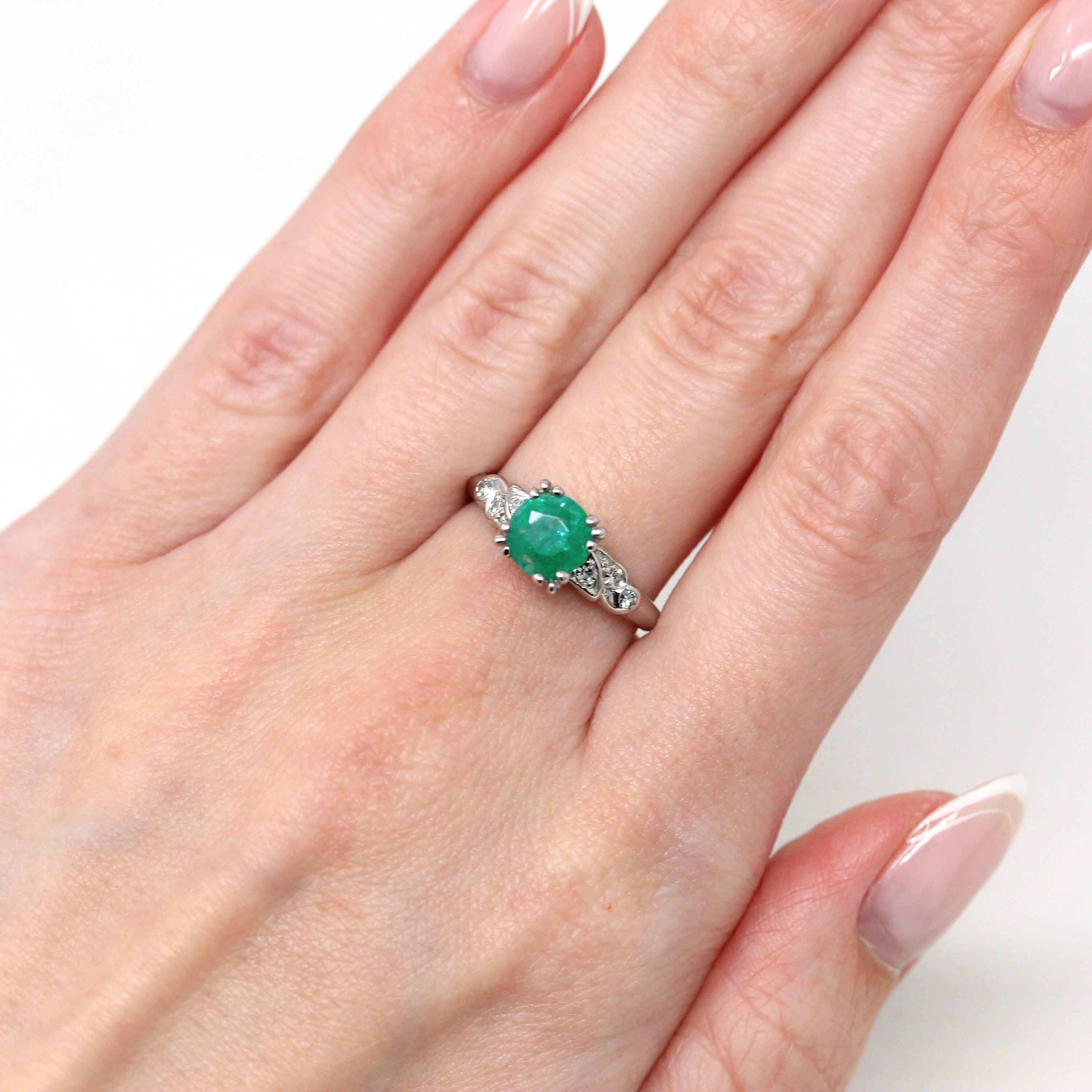 Sale - Vintage Emerald Ring - Mid Century Platinum Round Faceted 1.16 CT Green Gemstone - Vintage Circa 1950s Era Size 6 1/2 50s Gem Jewelry