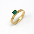 Created Emerald Ring - Estate 18k Yellow Gold Square Cut Solitaire Green Stone - Modern Circa 2000's Size 6 May Birthstone Fine Y2K Jewelry