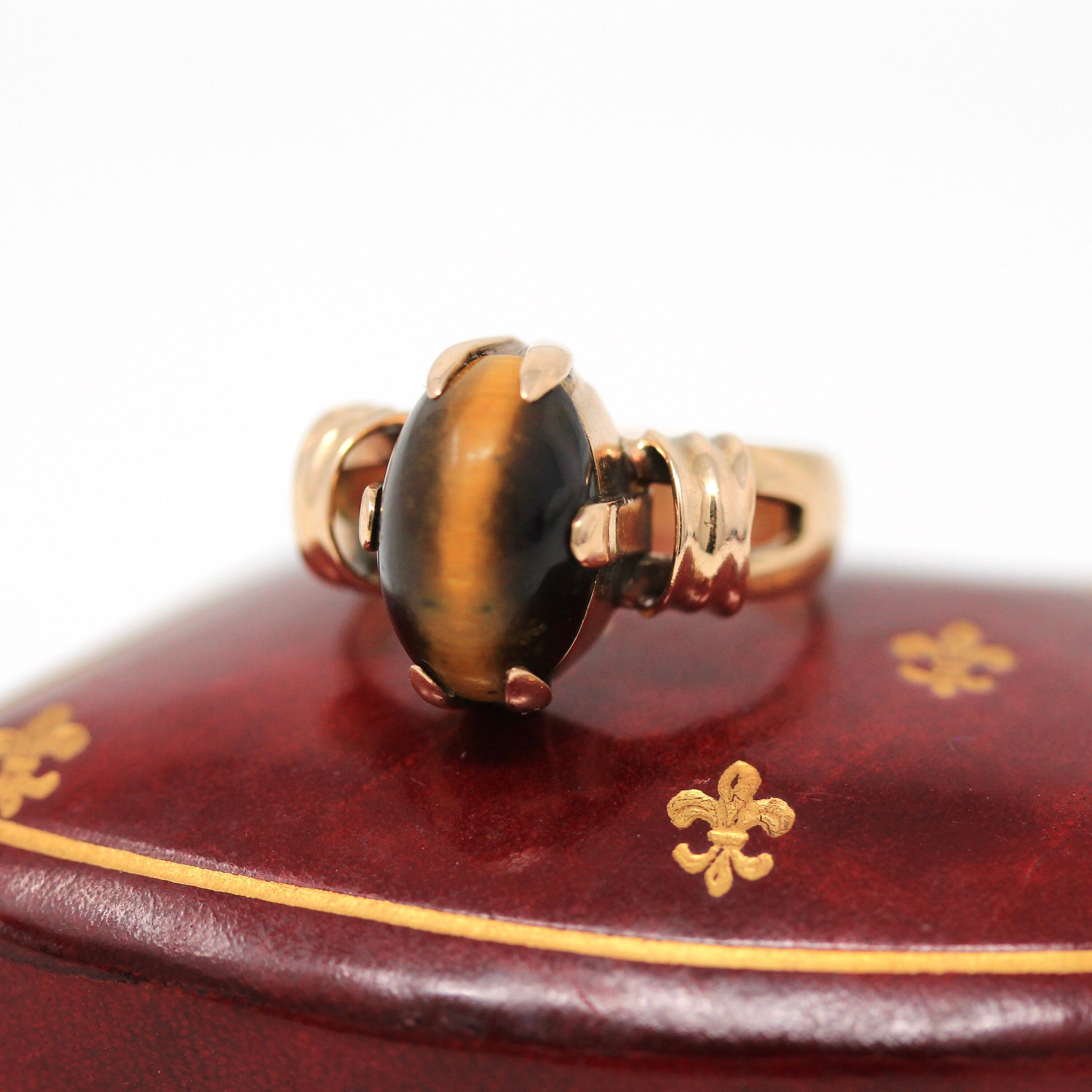 Sale - Tiger's Eye Ring - Victorian 14k Rose Gold Oval Cabochon Cut Gemstone - Antique Circa 1890's Size 6 3/4 Statement Fine Unisex Jewelry