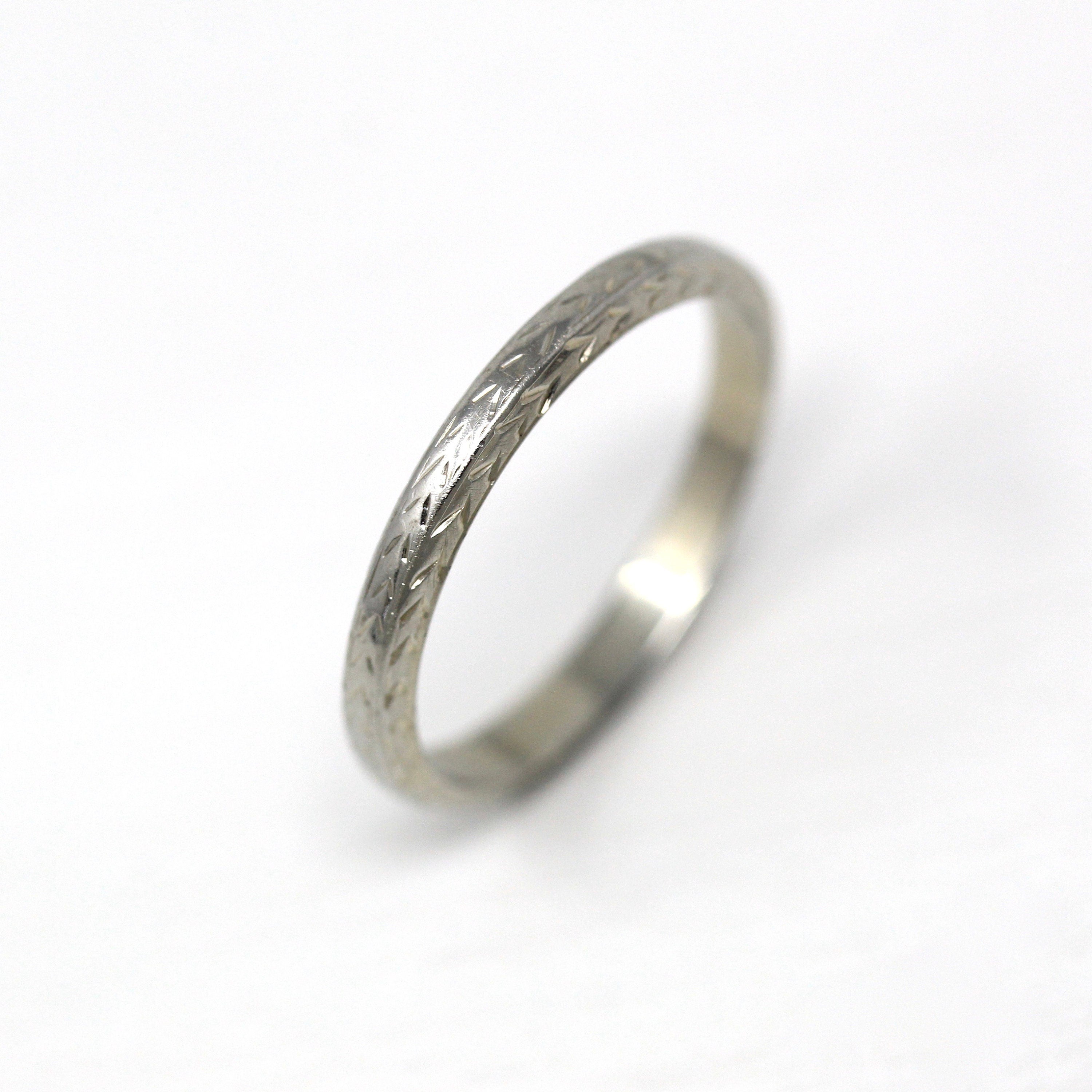 Antique wedding bands 1920s shop