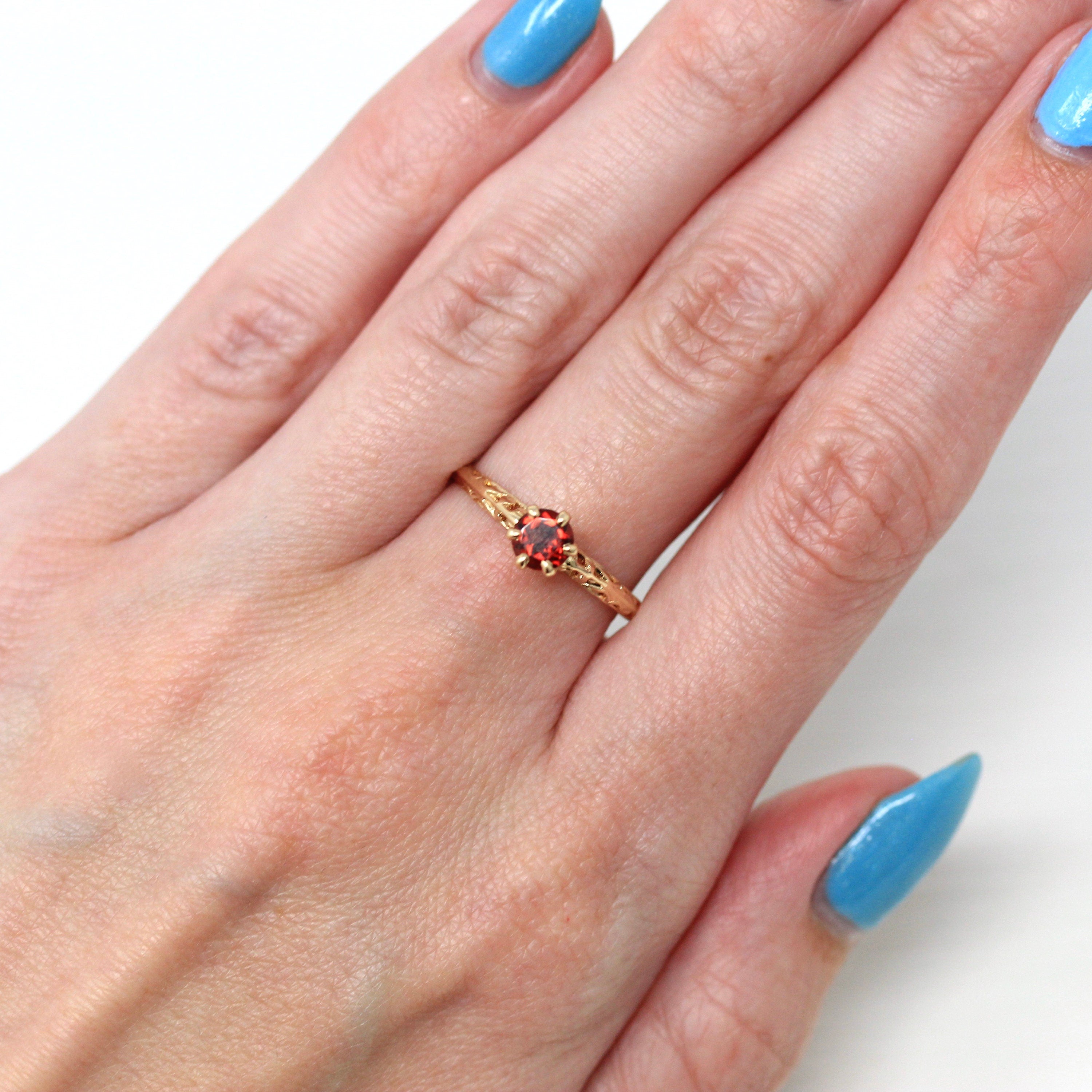 Retro Garnet Ring Vintage 14k Yellow Gold Genuine .45 CT Dark Red Ga MJV
