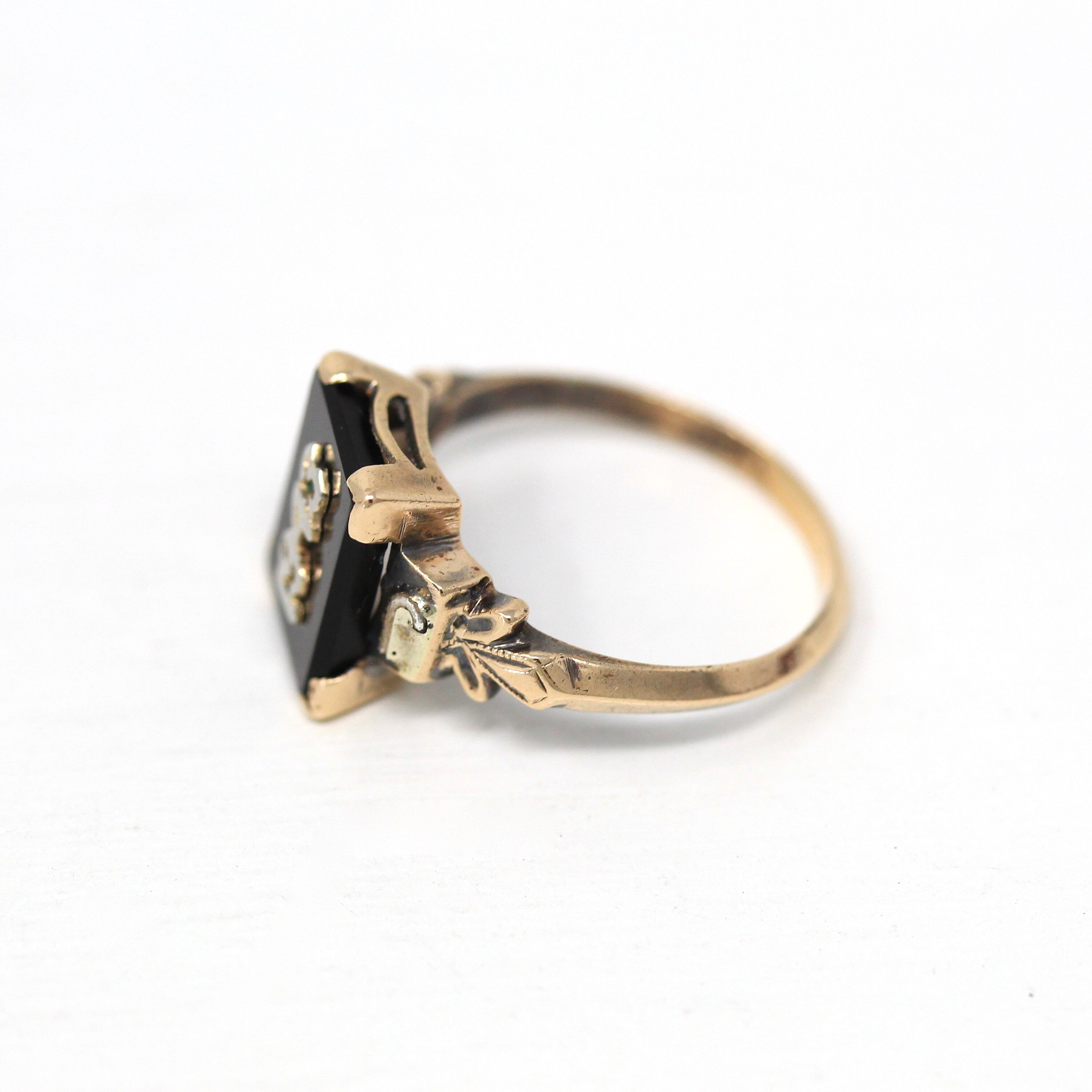 Dated 1943 Ring - Vintage 14k Yellow Gold Retro Black Onyx Gemstone - Size 5 1/2 Letters J R Signet Style Gem 1940s Era Fine Jewelry