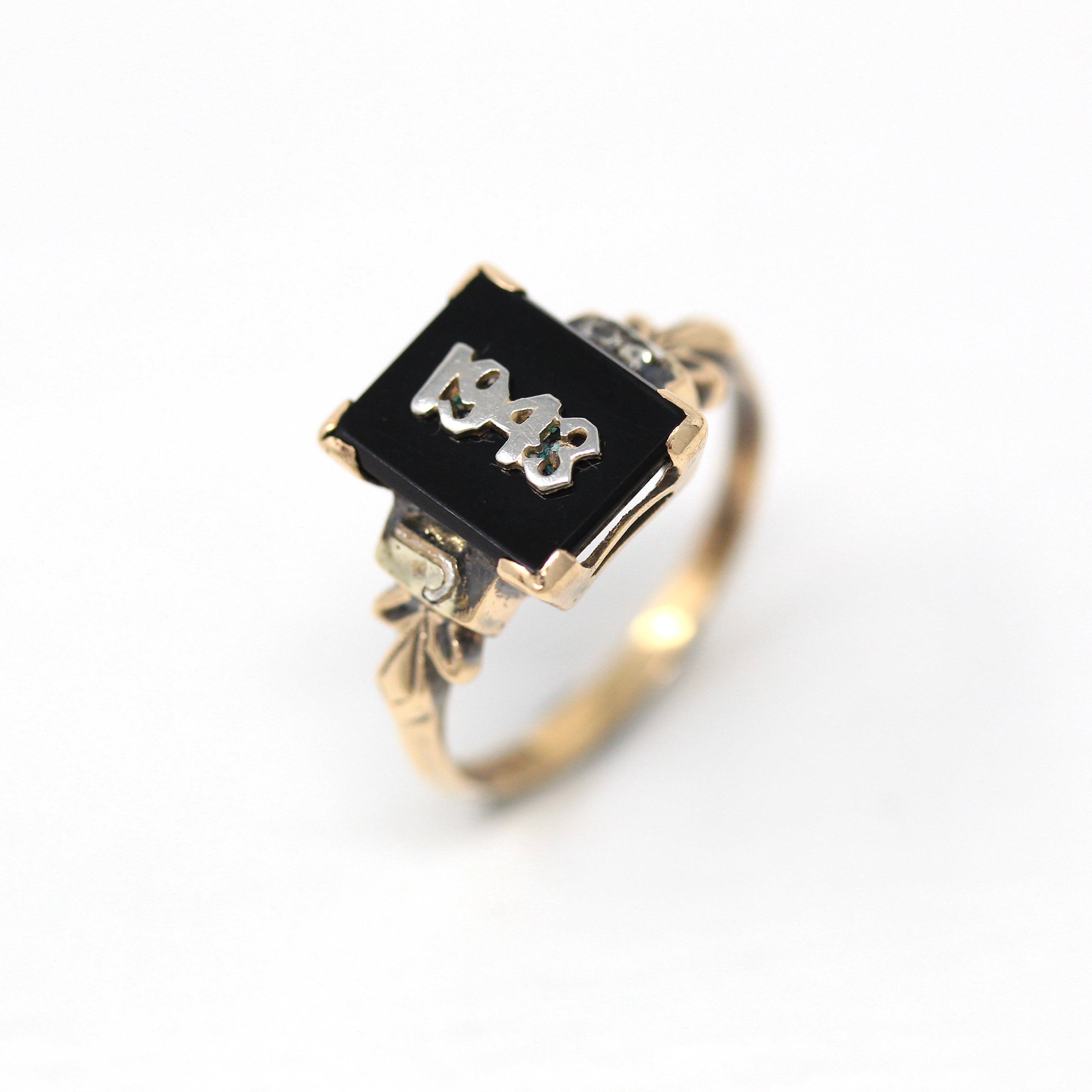 Dated 1943 Ring - Vintage 14k Yellow Gold Retro Black Onyx Gemstone - Size 5 1/2 Letters J R Signet Style Gem 1940s Era Fine Jewelry