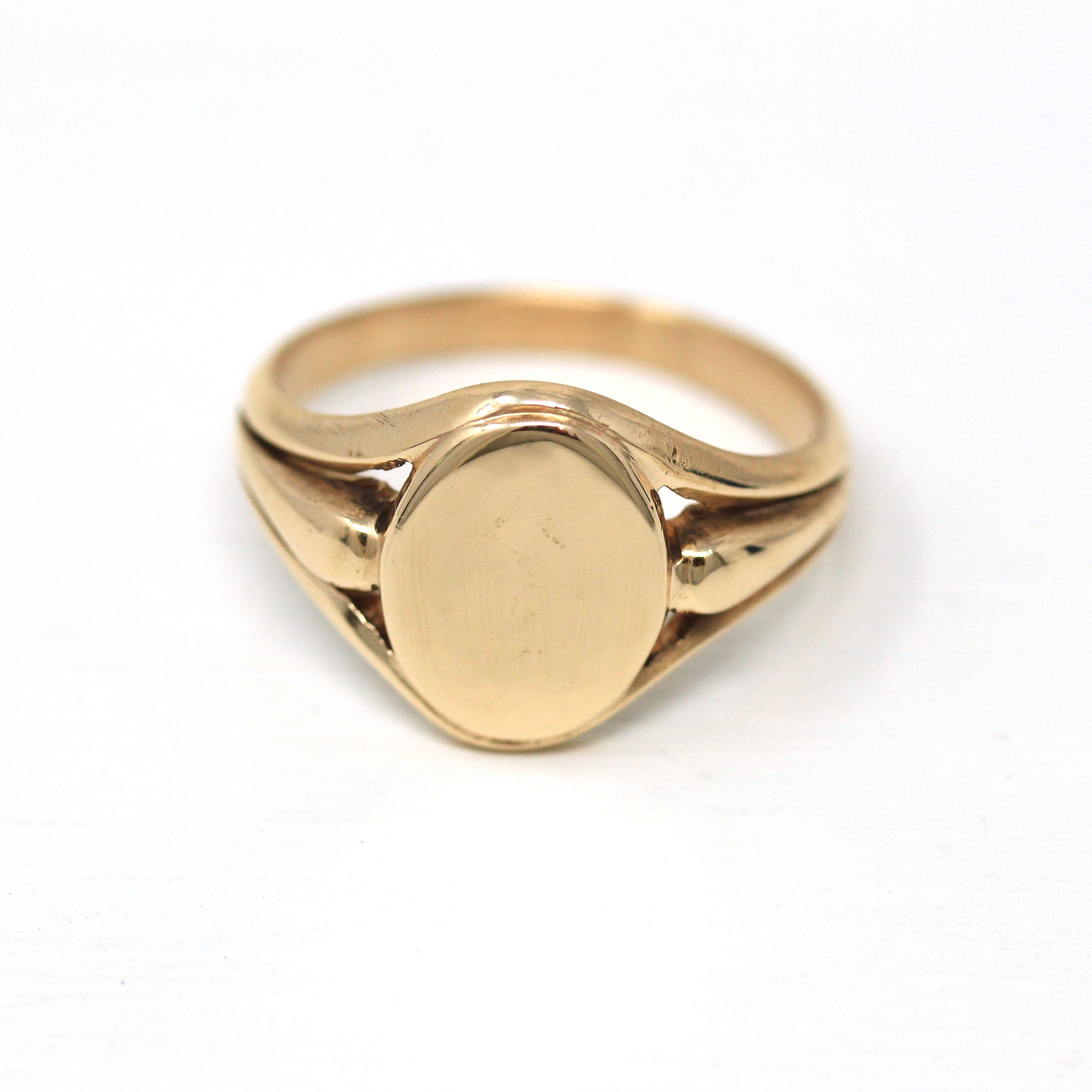 Outlets 10k Yellow Gold Vintage Childs Signet Ring