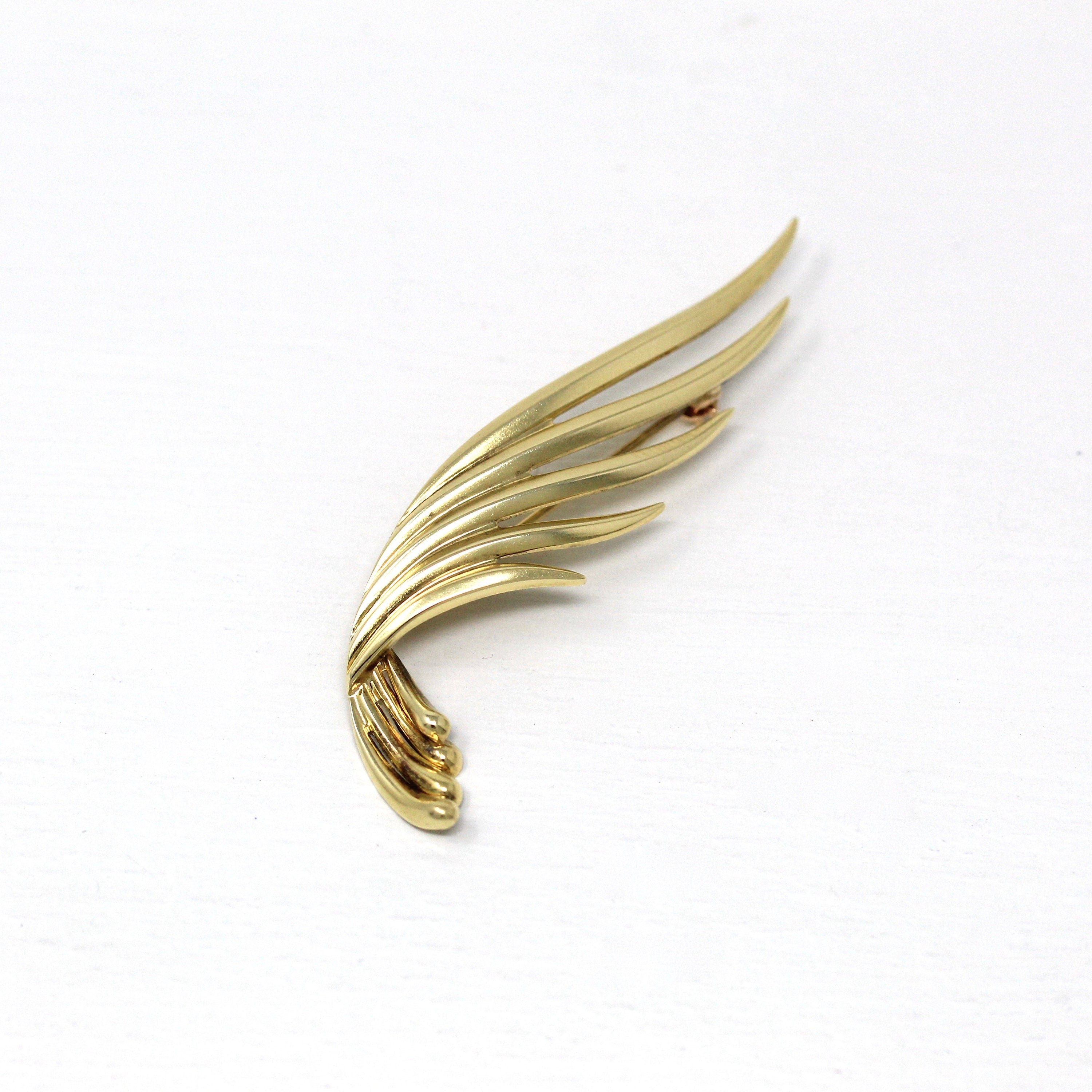 Tiffany & Co. Brooch - Estate 14k Yellow Gold Angel Wing Feather Pin - Circa 1980s Era Tiffany's Statement Fashion Accessory Fine Jewelry