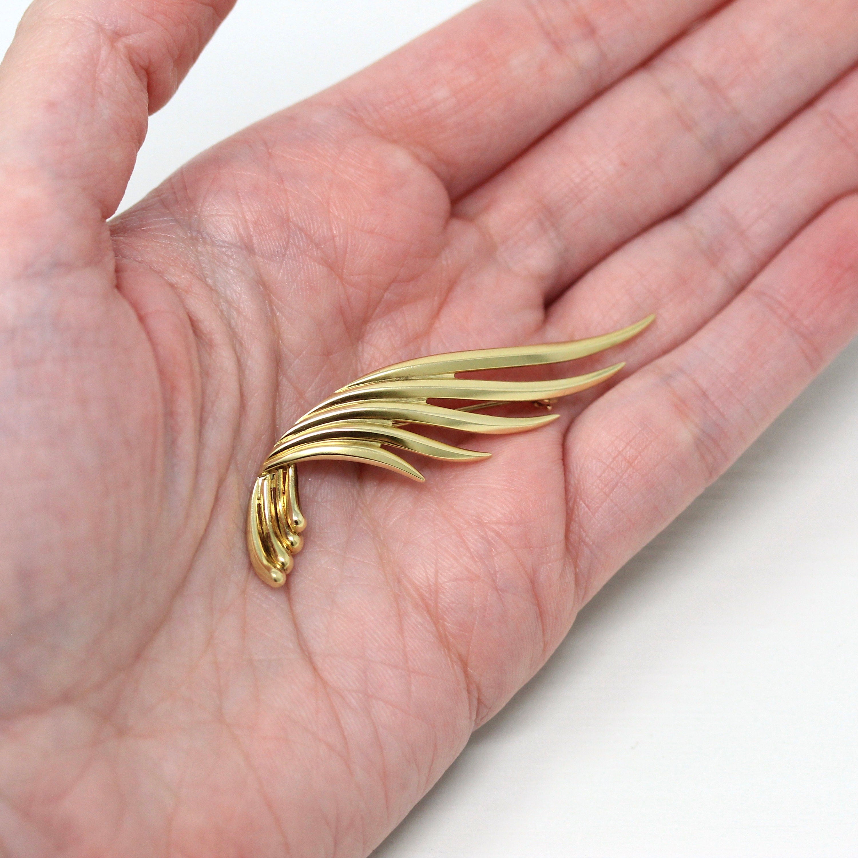 Tiffany & Co. Brooch - Estate 14k Yellow Gold Angel Wing Feather Pin - Circa 1980s Era Tiffany's Statement Fashion Accessory Fine Jewelry