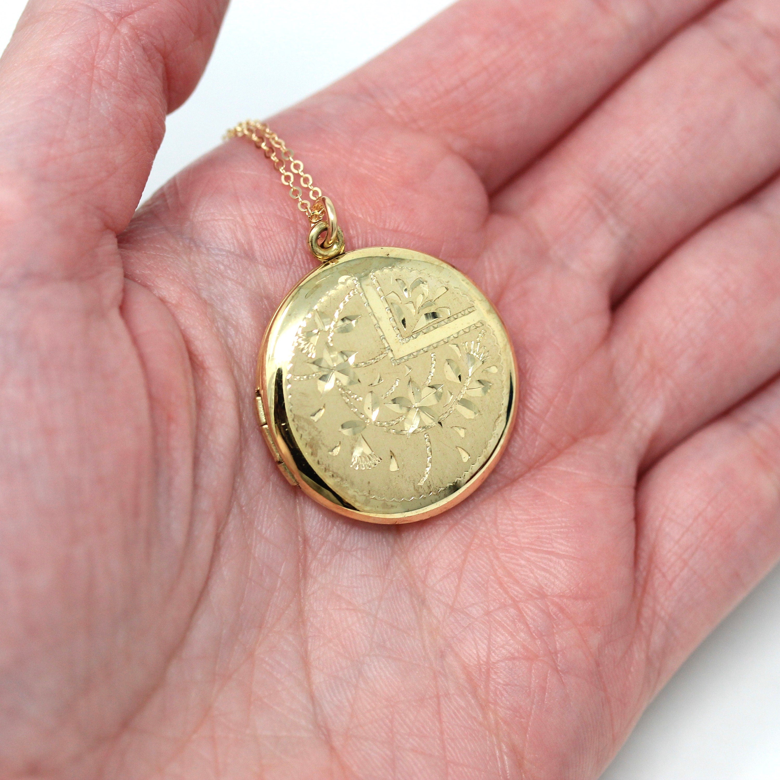 Vintage Flower Locket - Retro Gold Filled Engraved Designs Pendant Necklace - Dated 1971 "Stage Troupers 8-28-78" Keepsake Photo 70s Jewelry