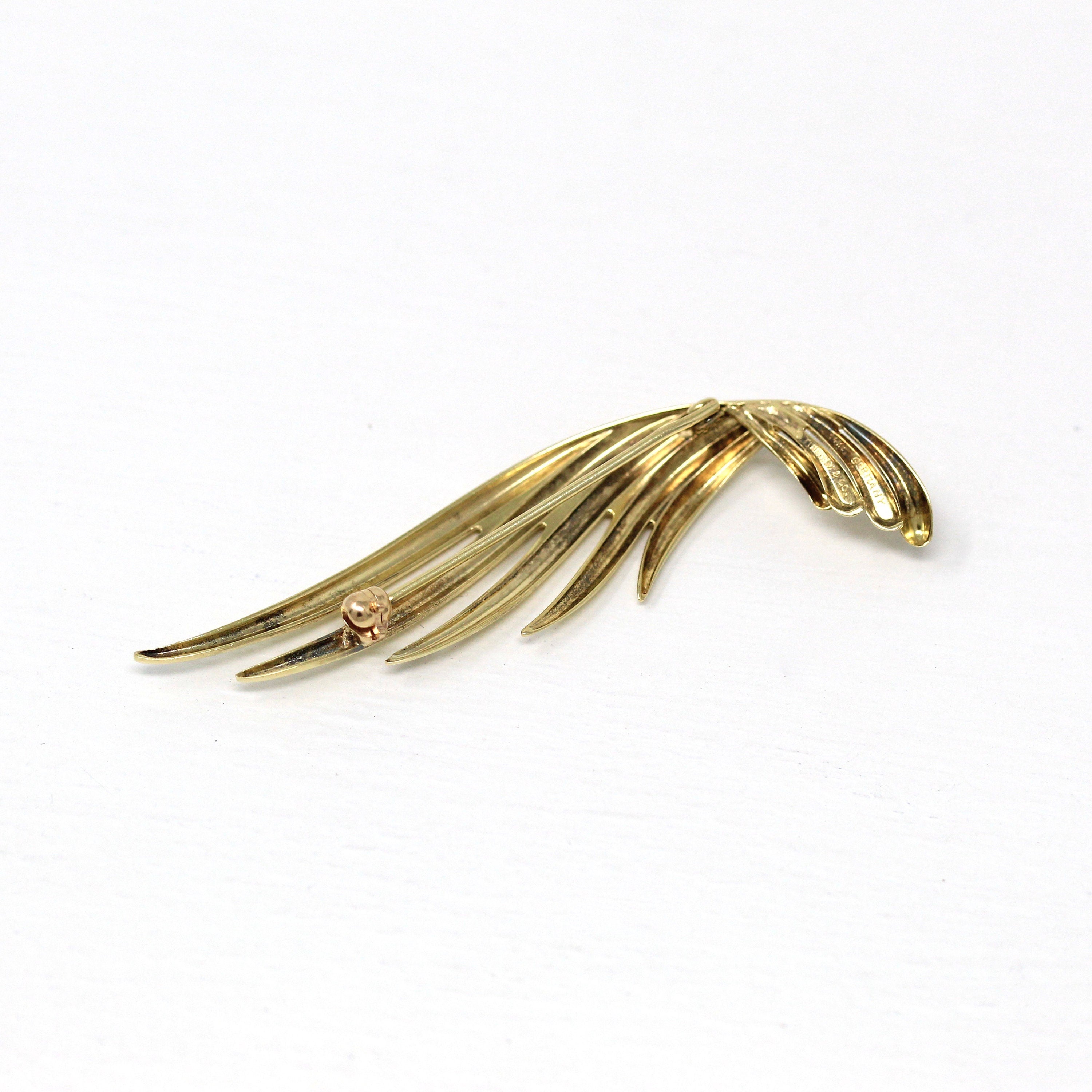 Tiffany & Co. Brooch - Estate 14k Yellow Gold Angel Wing Feather Pin - Circa 1980s Era Tiffany's Statement Fashion Accessory Fine Jewelry