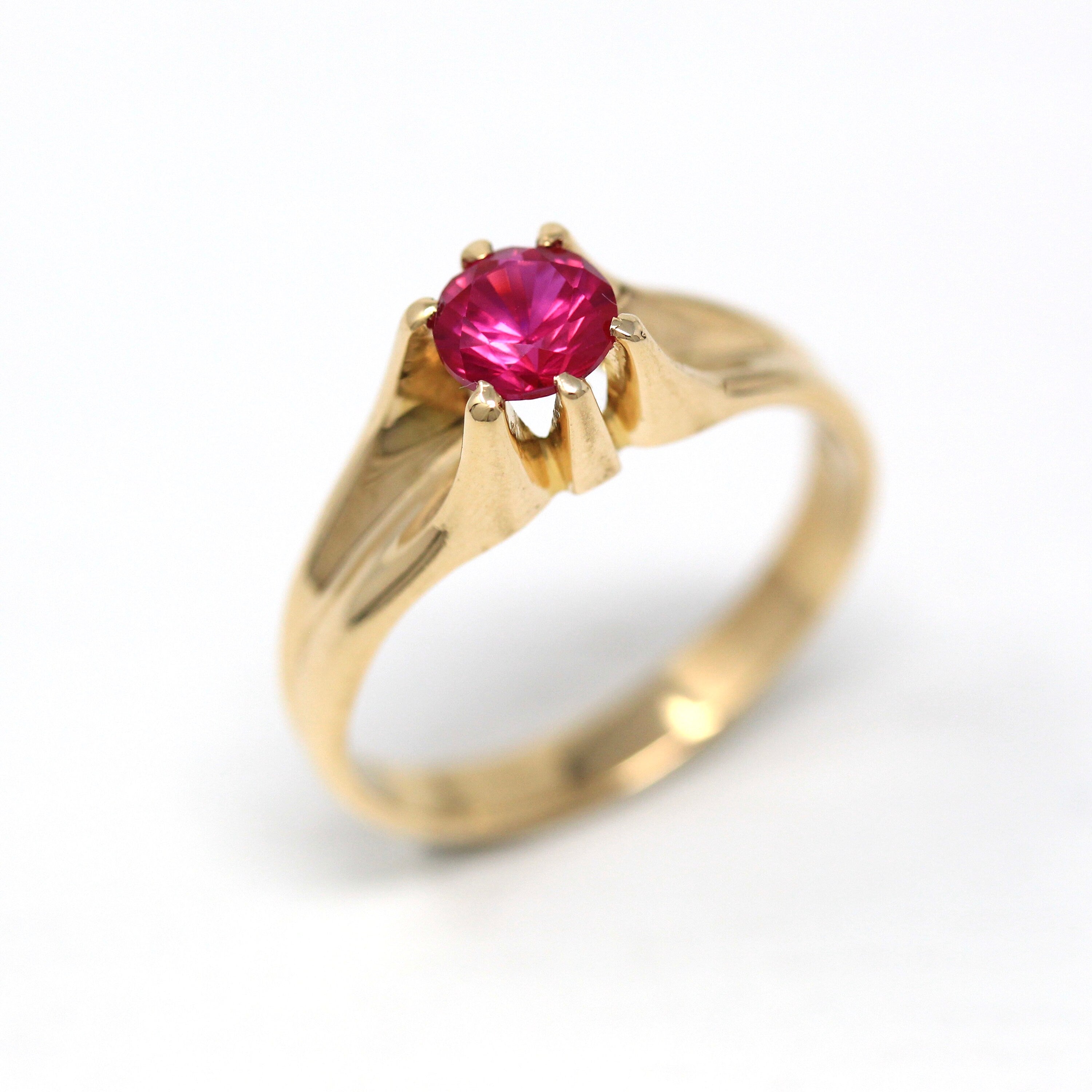 Created Ruby Ring - Retro 10k Yellow Gold Round Faceted Stone 1.07 CT Solitaire - Vintage Circa 1960s Era Size 10 Belcher Style 60s Jewelry