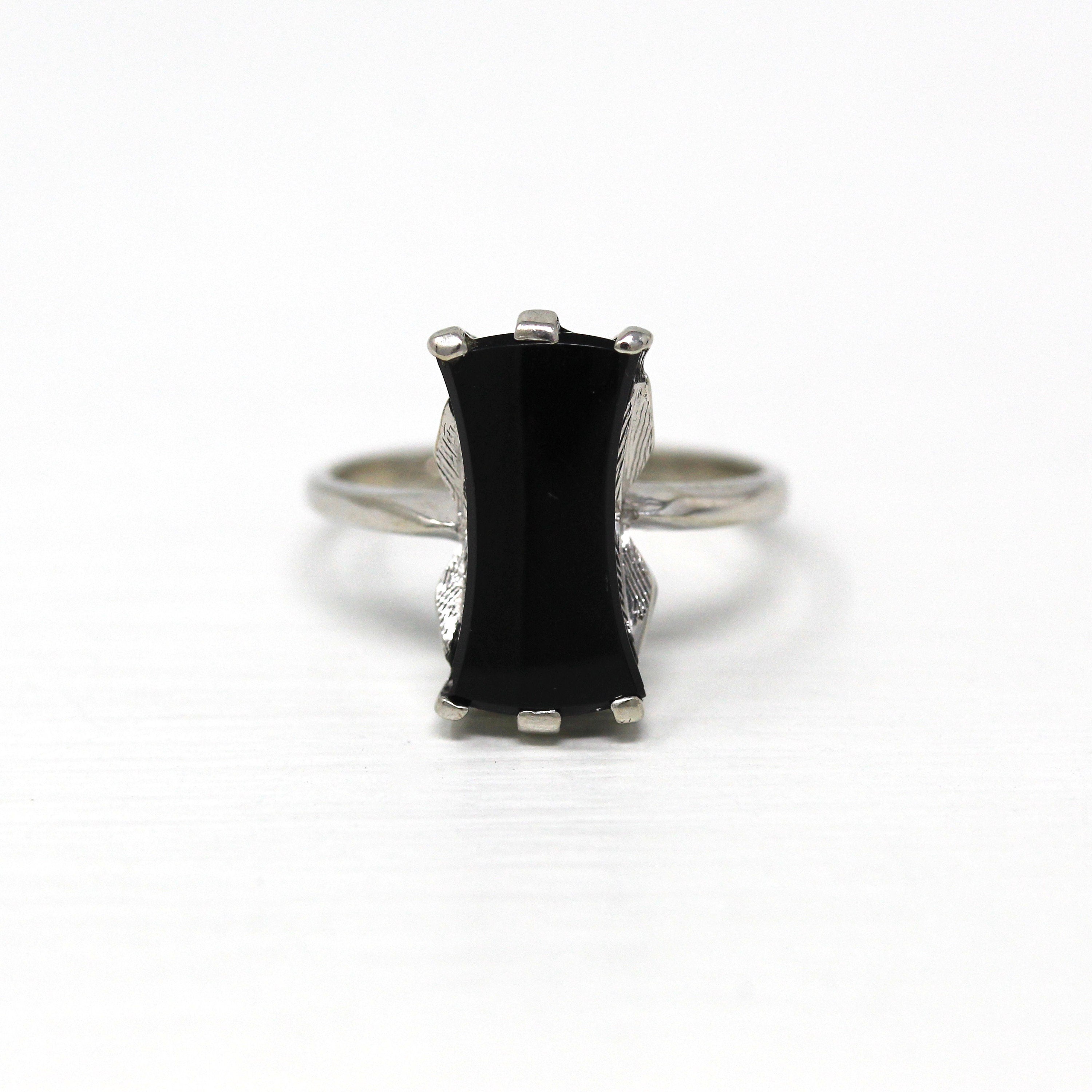 Genuine Onyx Ring - Retro 10k White Gold Fancy Cut Black Gemstone - Vintage Circa 1960s Era Size 7 1/4 Statement Solitaire Fine Jewelry