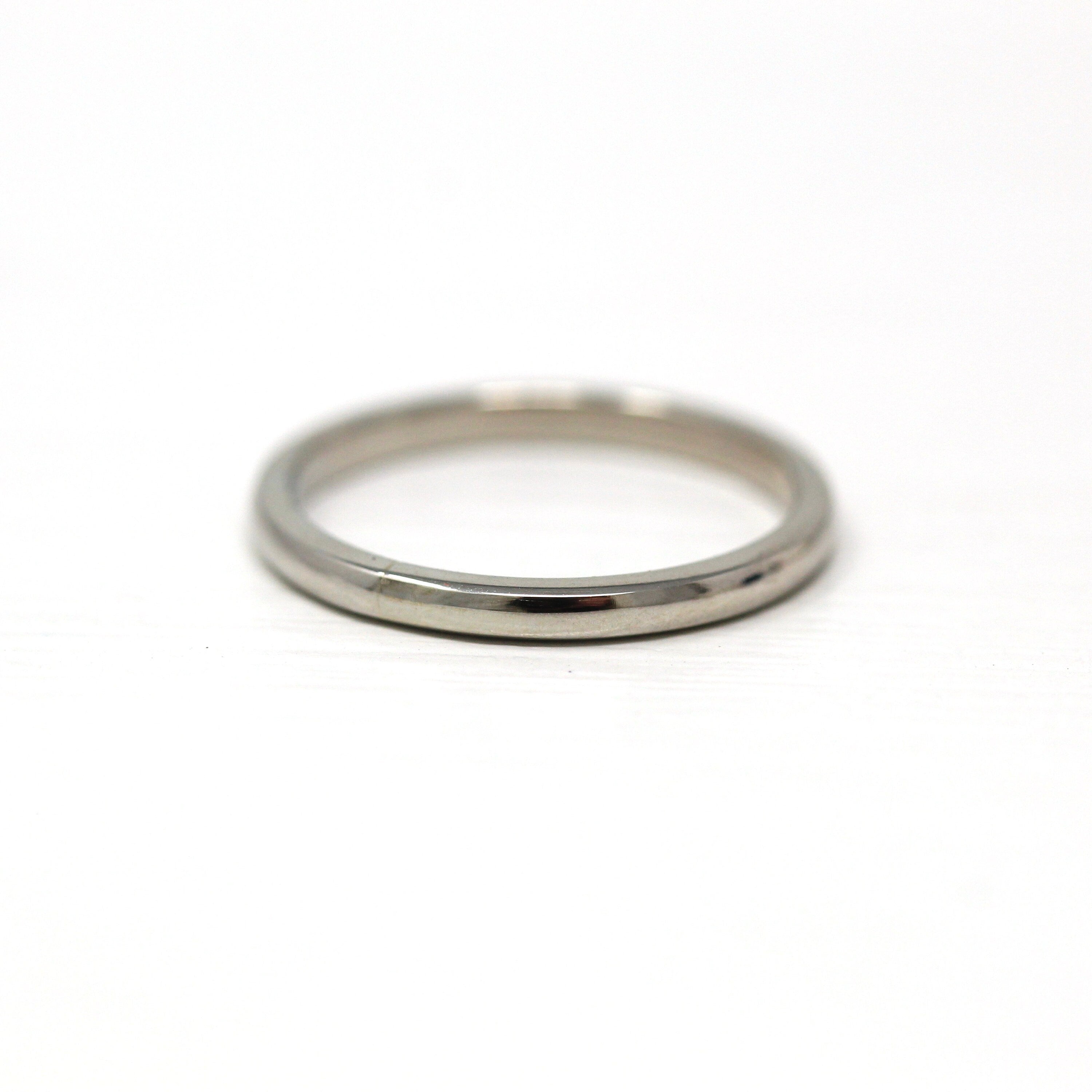 Vintage Wedding Band - Retro 18k White Gold Unadorned Plain Stacking Ring - Circa 1960s Era Size 5 1/2 Bride Unisex Style Fine Jabel Jewelry