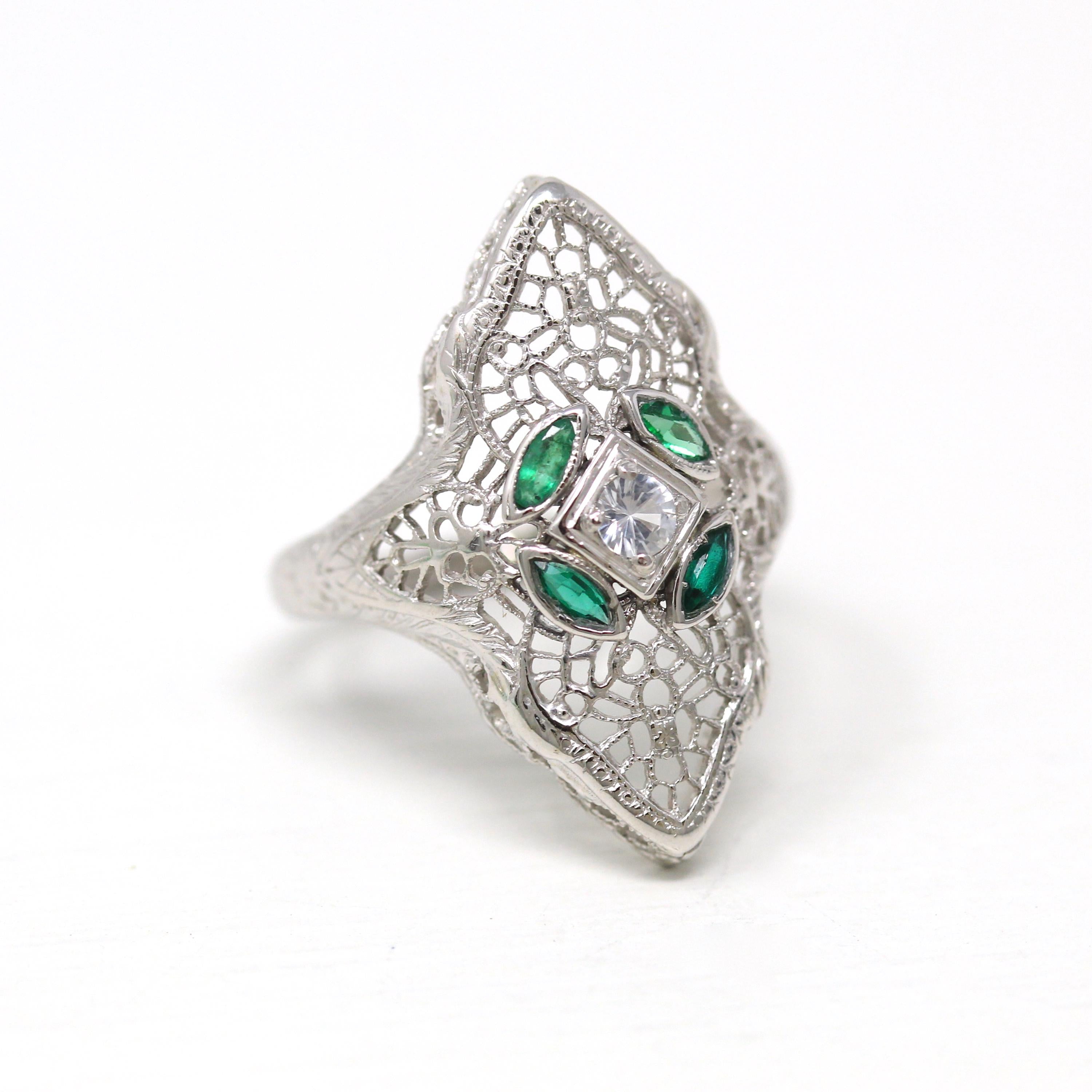 Vintage shield ring top