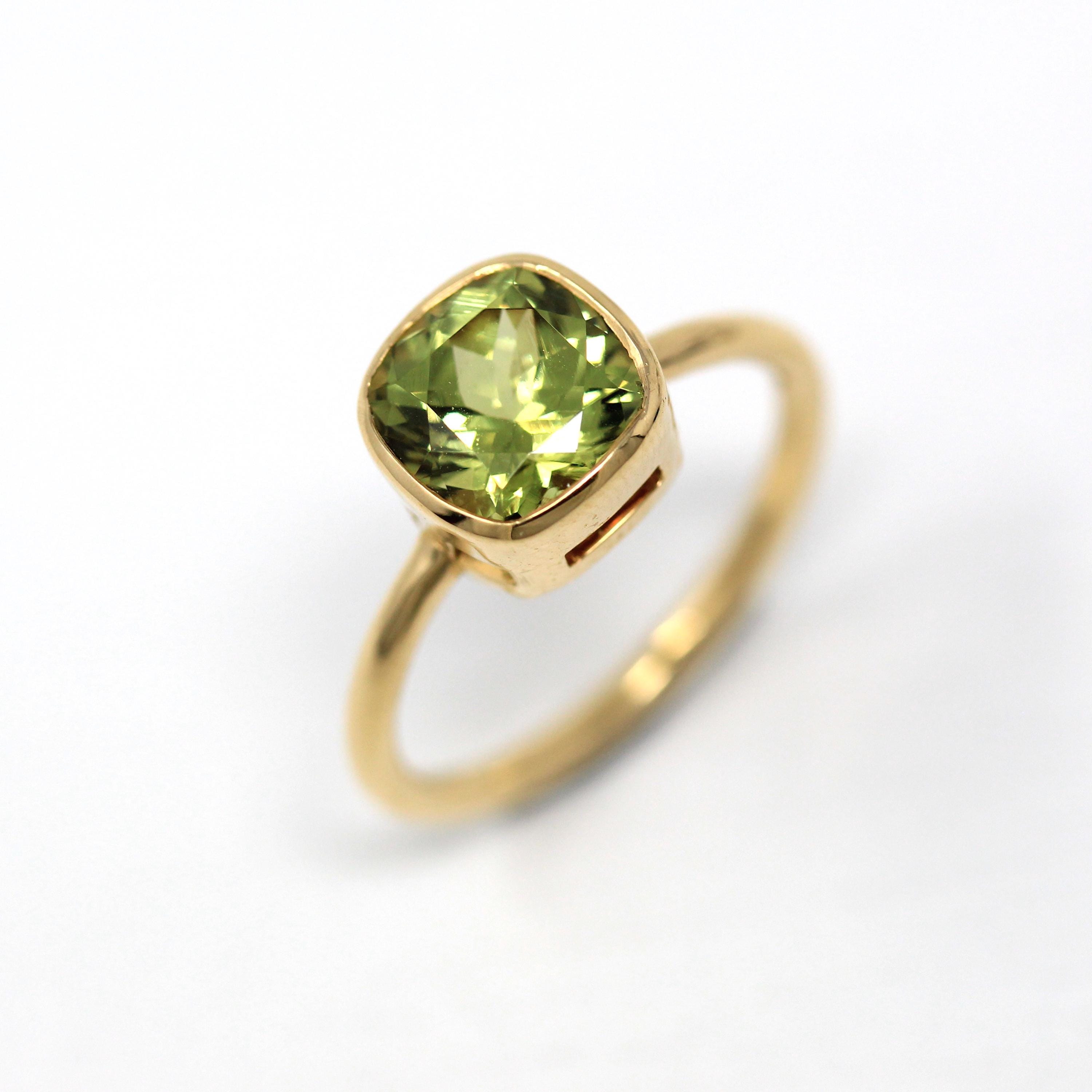 2.60 ct Mali Garnet Ring - 18k Yellow Gold Bezel Set Green Gemstone - Modern Size 6 1/4 Cushion Cut Alternative Engagement Fine Gem Jewelry