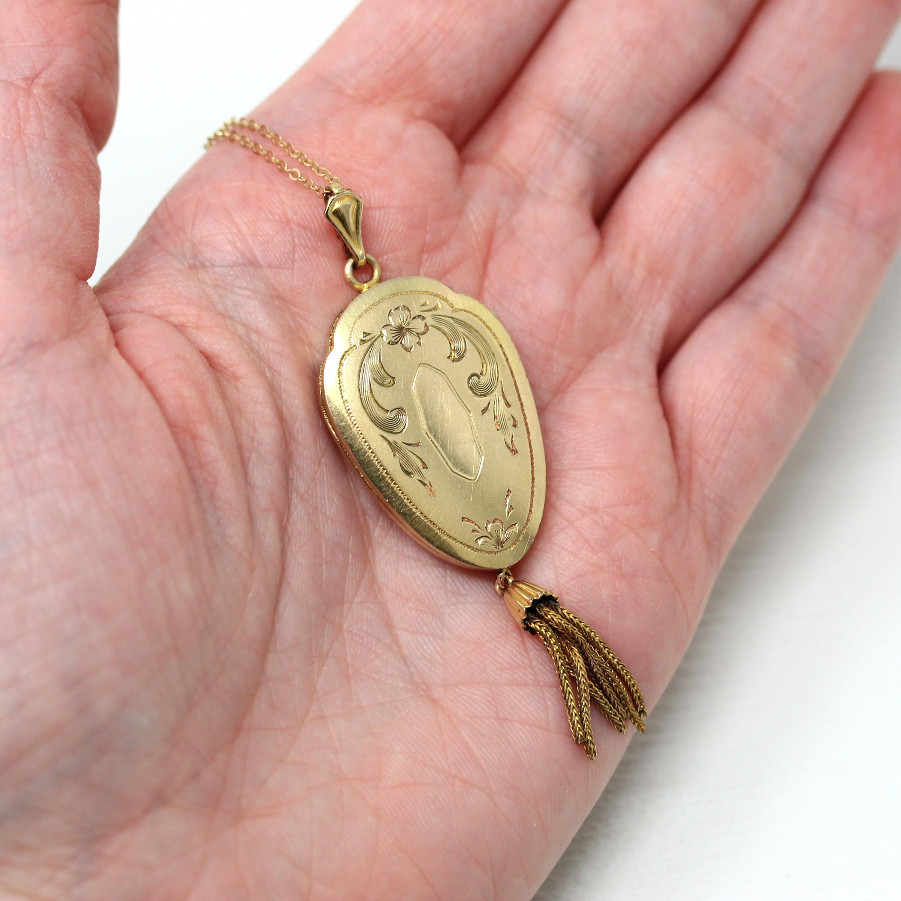 Vintage Photo Locket - Retro 12k Gold Filled Flowers Oval Shield Tassel Pendant Necklace - Circa 1940s Era Keepsake Photograph 40s Jewelry