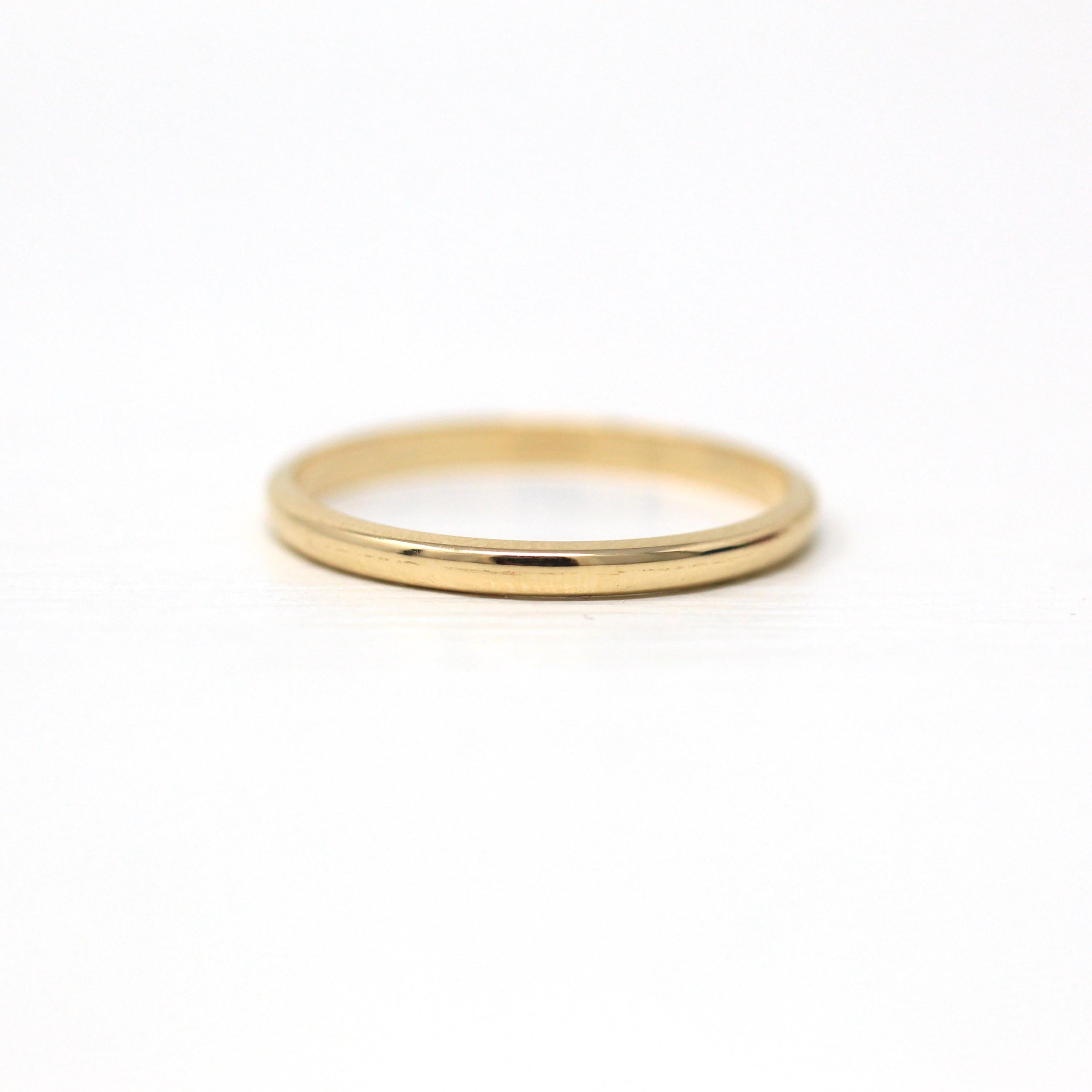 Vintage Wedding Band - 14k Yellow Gold Plain Simple Unadorned Minimal Unisex Ring - Retro Size 6 Stacking Women's Bridal Fine Jewelry