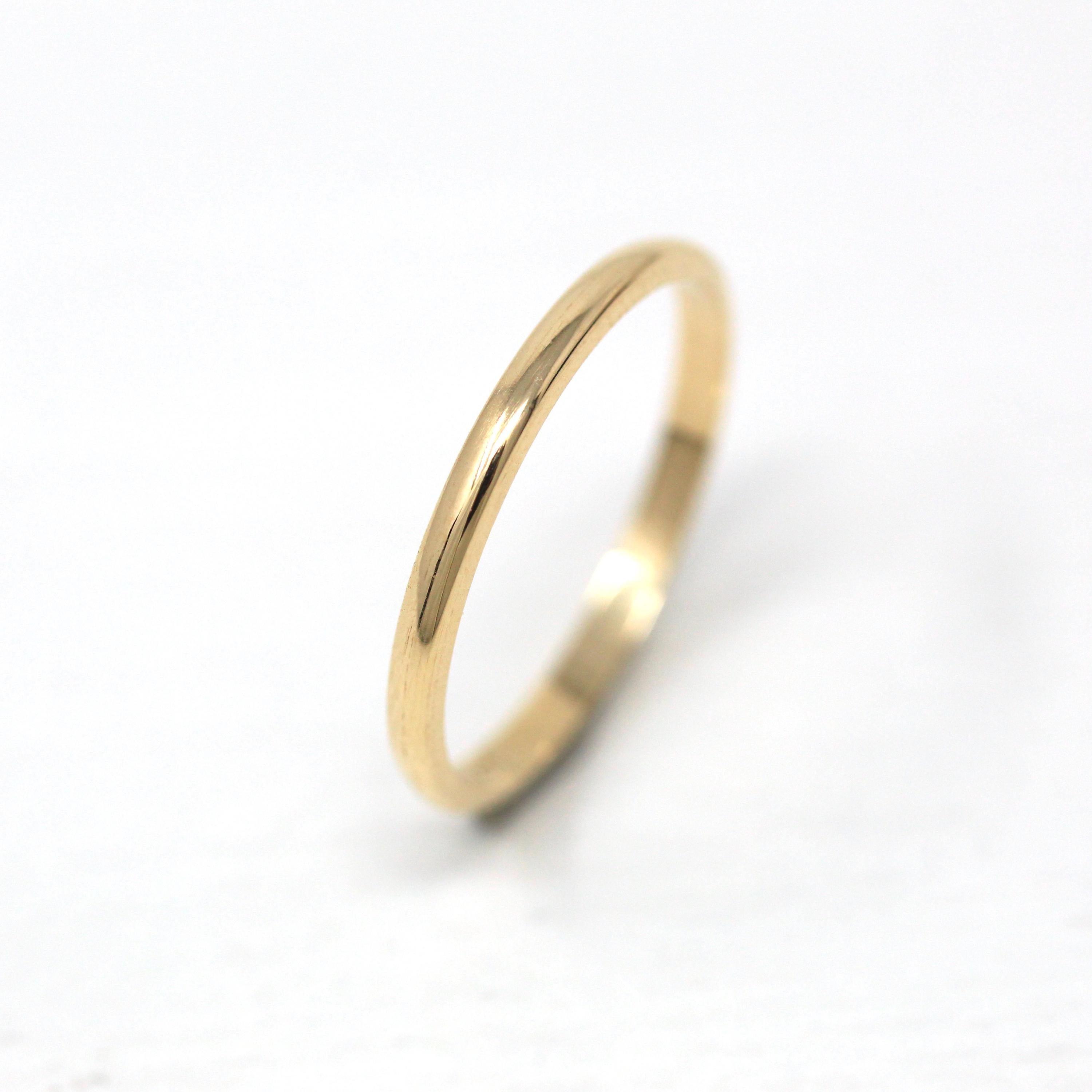 Vintage Wedding Band - 14k Yellow Gold Plain Simple Unadorned Minimal Unisex Ring - Retro Size 6 Stacking Women's Bridal Fine Jewelry