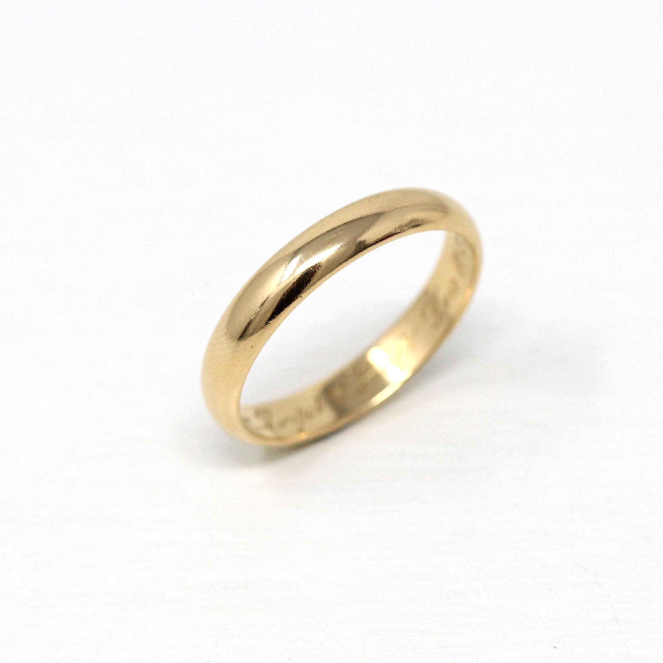 Vintage Wedding Band - Retro 14k Yellow Gold Unadorned 4 mm Men's Ring - Vintage Dated 1948 Size 10 Unisex Wedding Statement Jewelry