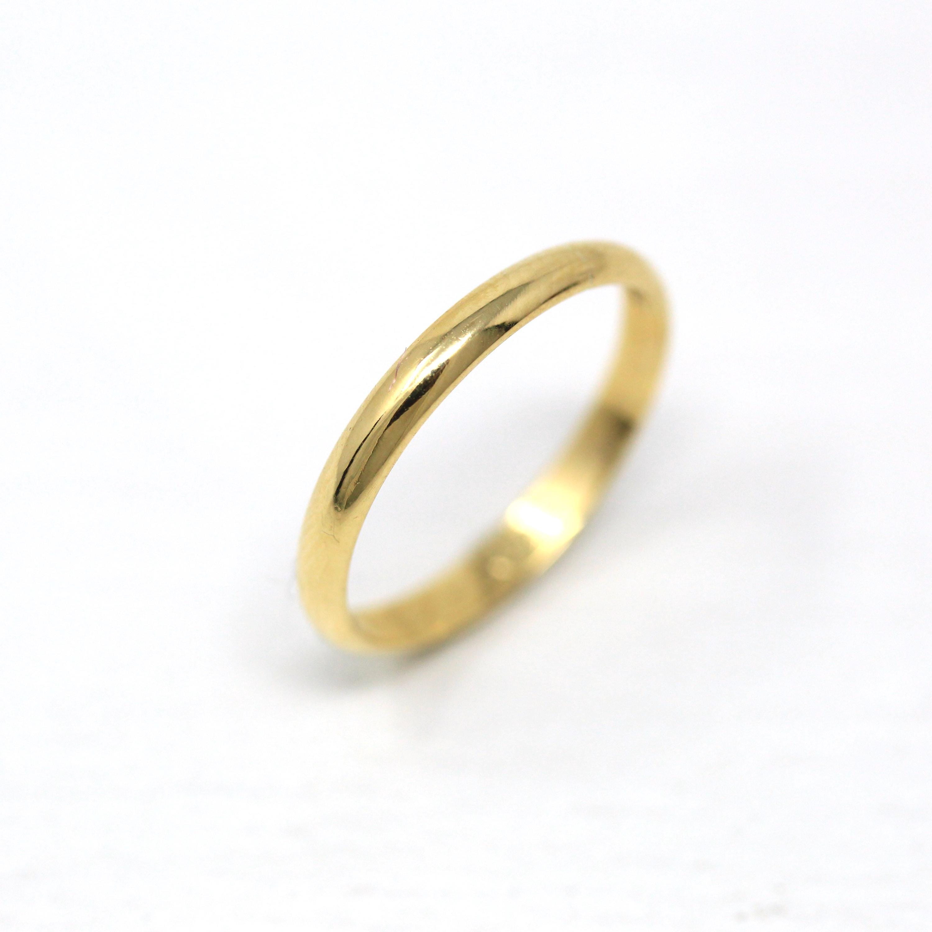 Estate Wedding Band - Vintage 750 18k Yellow Gold Unadorned Simple Plain Ring - Dated "21-07-83" Size 4 3/4 Engraved Letters Fine Jewelry