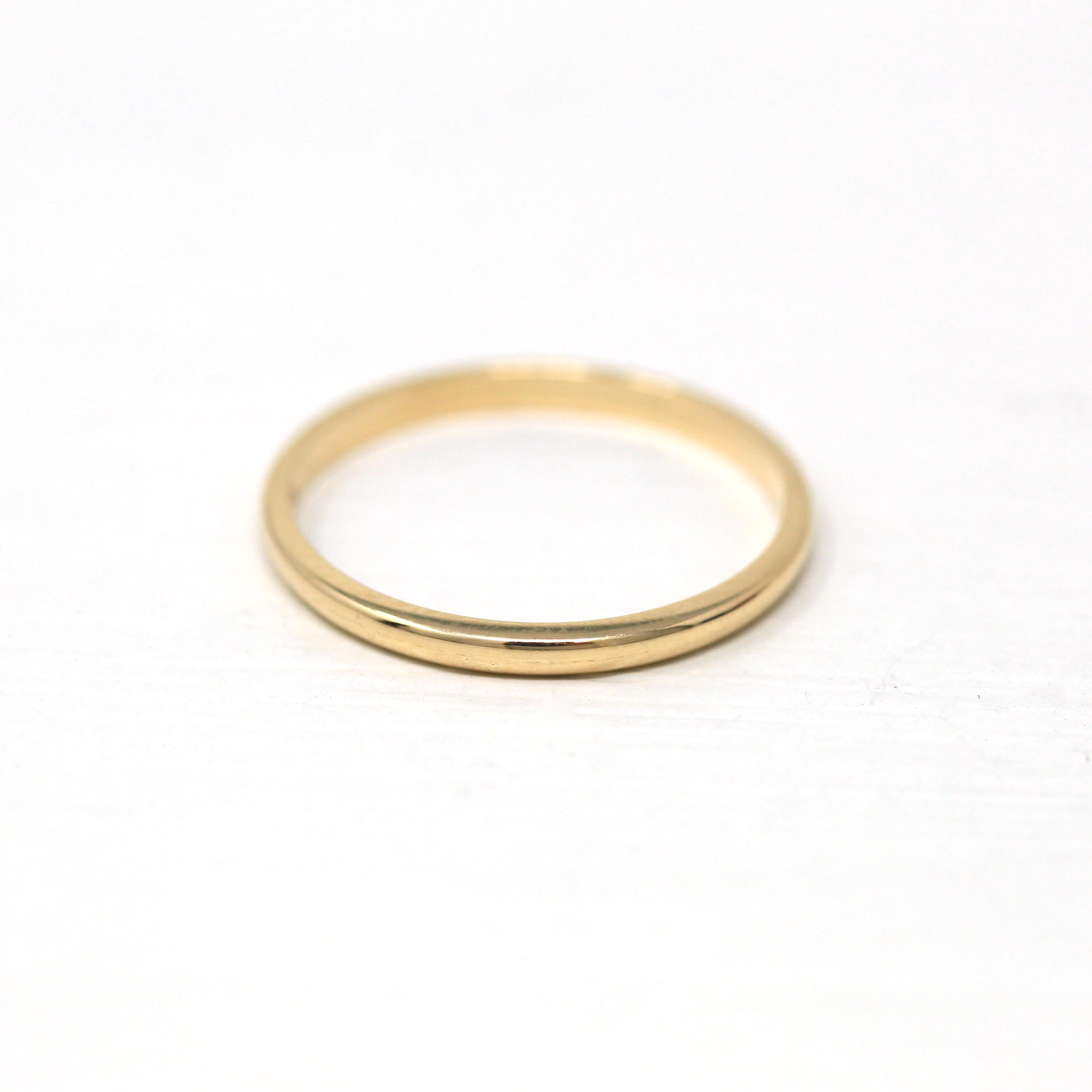 Vintage Wedding Band - 14k Yellow Gold Plain Simple Unadorned Minimal Unisex Ring - Retro Size 6 Stacking Women's Bridal Fine Jewelry