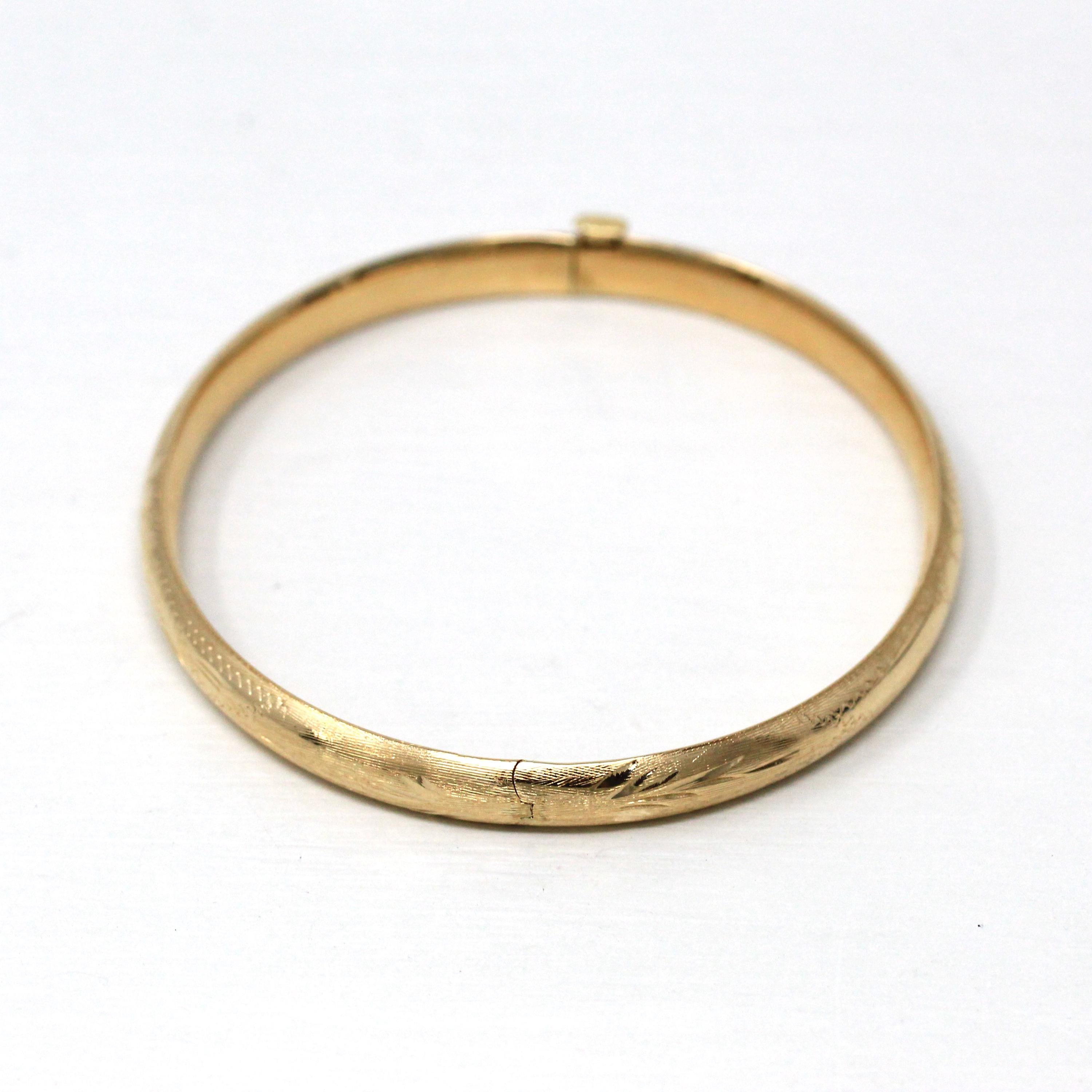 Estate Flower Bangle - 14k Yellow Gold Engraved Flower Design Bracelet - Circa 2000s Era 7 Inch 585 Gold Floral Leaf Motif Fine Jewelry