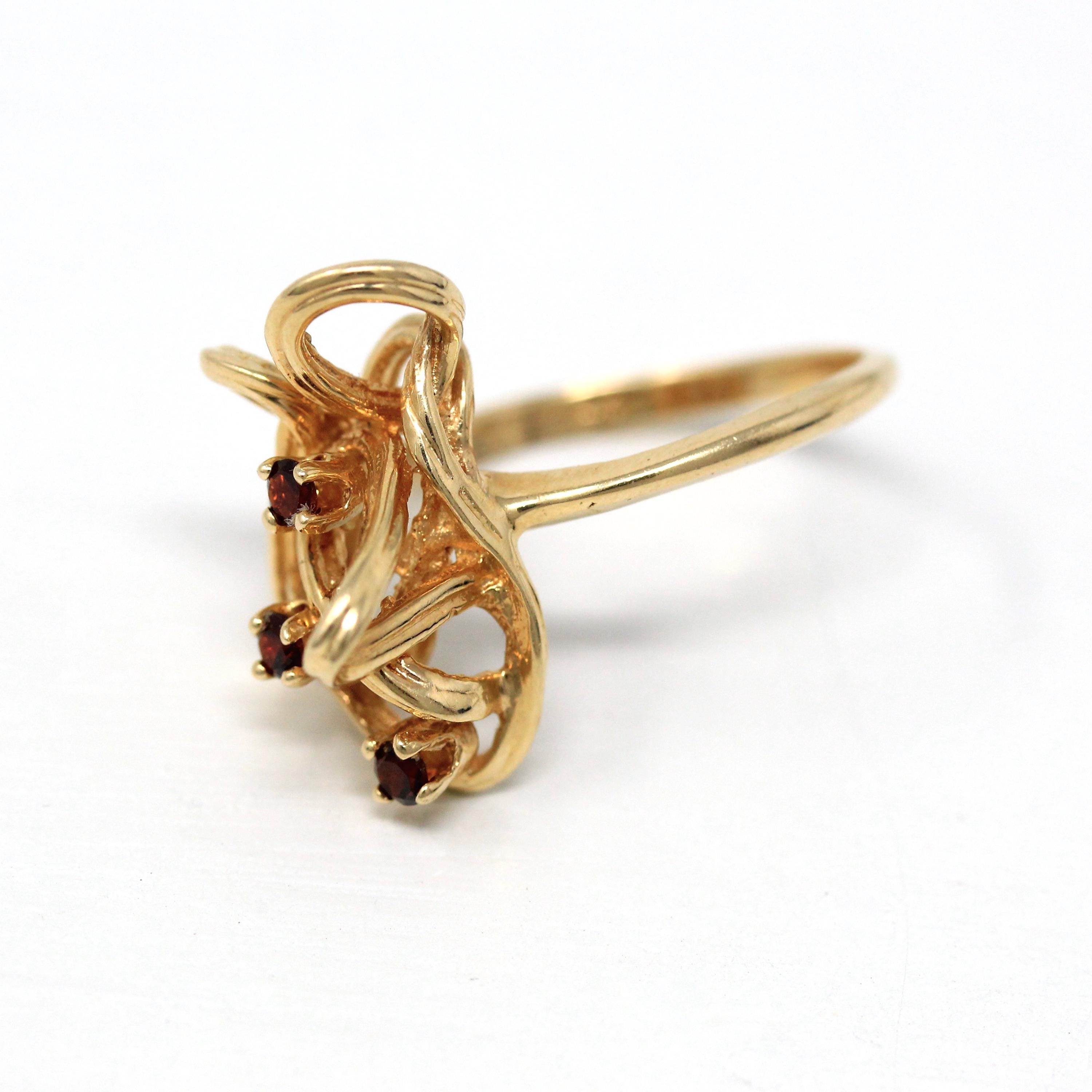 Vintage Garnet Ring - Retro 14k Yellow Gold Genuine Red Gemstones - Circa 1970s Size 7 3/4 January Birthstone Freeform Tangle Fine Jewelry