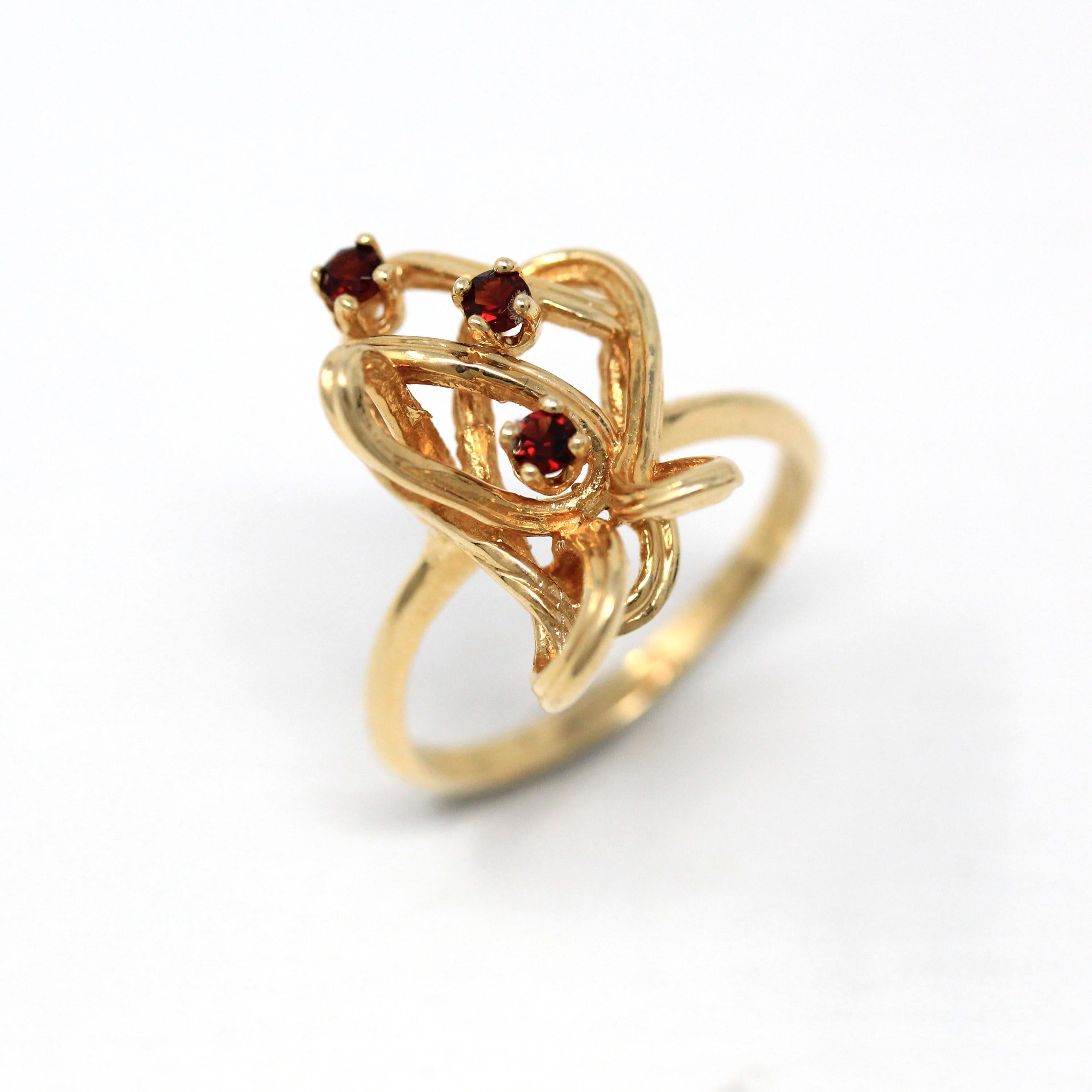 Vintage Garnet Ring - Retro 14k Yellow Gold Genuine Red Gemstones - Circa 1970s Size 7 3/4 January Birthstone Freeform Tangle Fine Jewelry