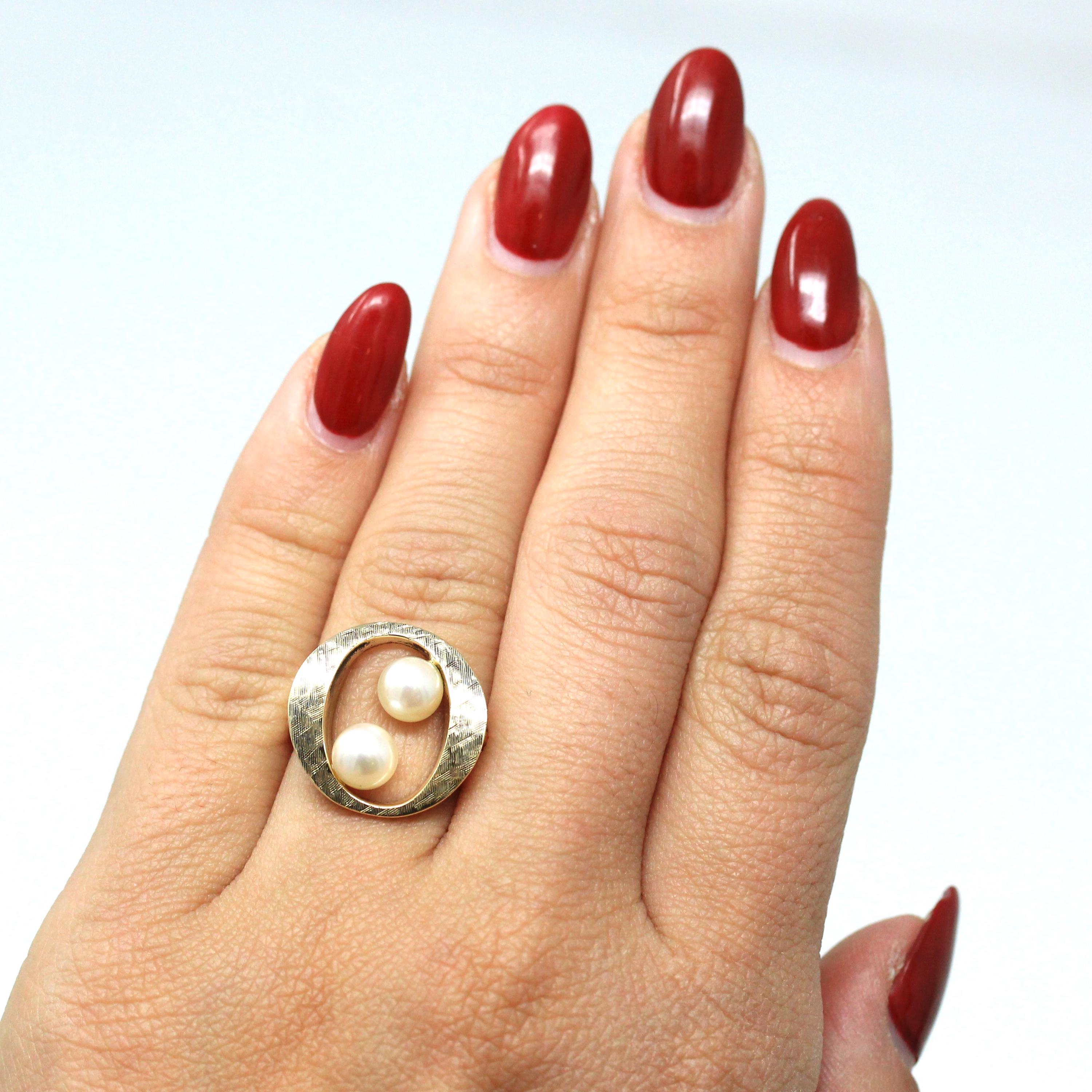 Cultured Pearl Ring - Retro 10k Yellow Gold Oval Circle Brushed Finish - Vintage Circa 1960s Era Size 5 New Old Stock Statement Fine Jewelry