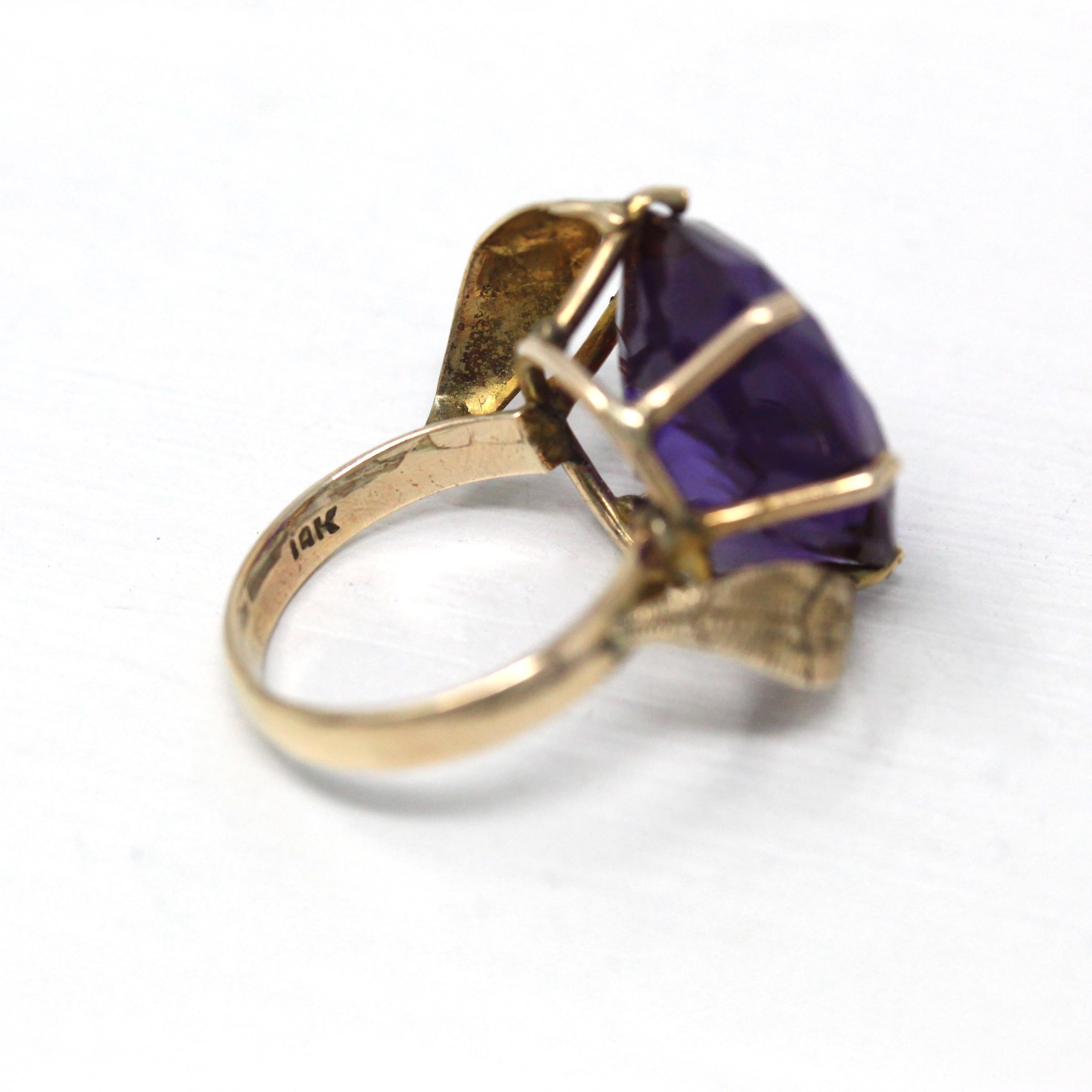 Color Change Ring - Retro 14k Yellow Gold Round 16.32 CT Created Purple Sapphire Statement - 1960s Size 6 Large Solitaire 60s Fine Jewelry