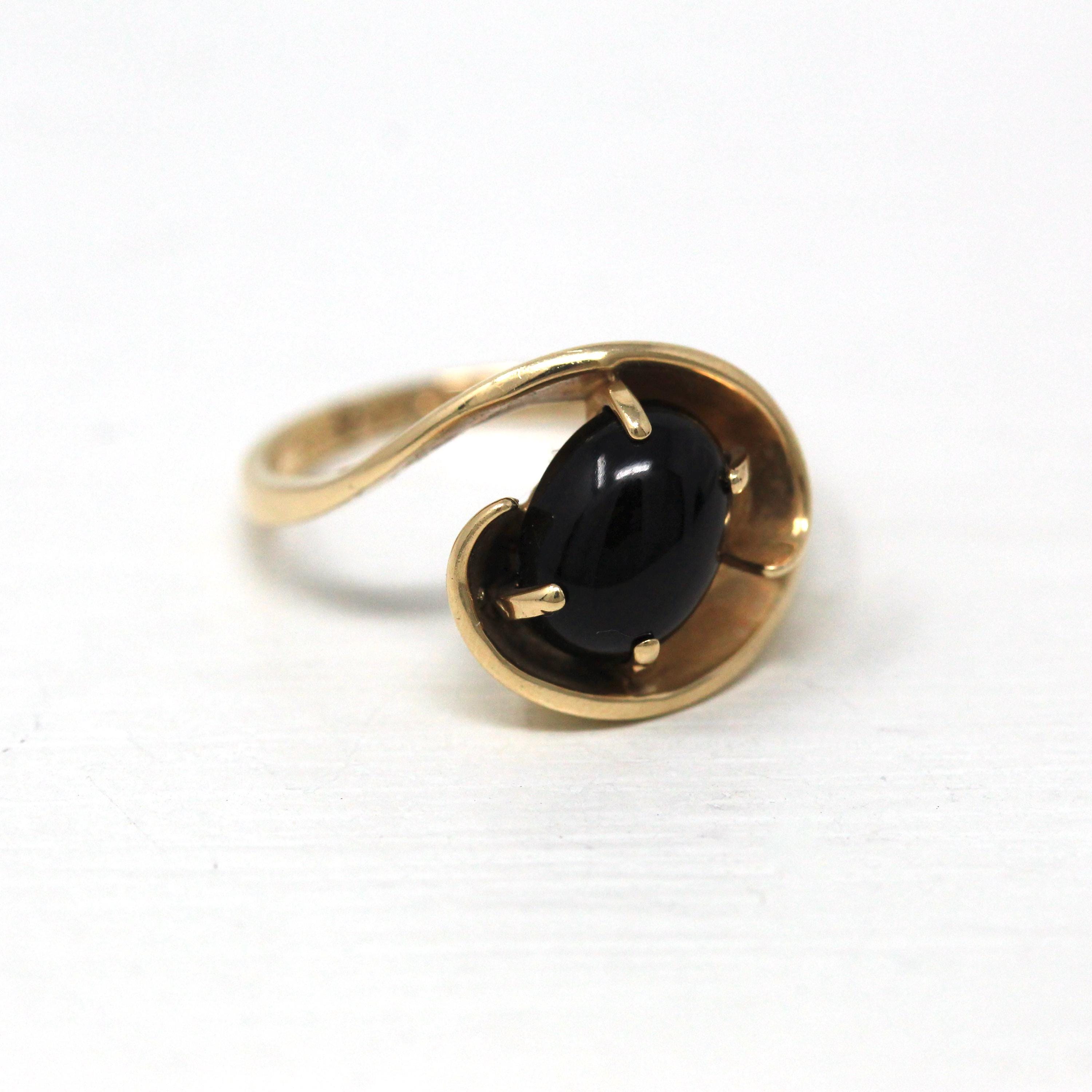 Vintage Onyx Ring - Retro 10k Yellow Gold Black Gemstone Cabochon Bypass - Vintage Circa 1970s New Old Stock Size 5 1/4 Fine Jewelry