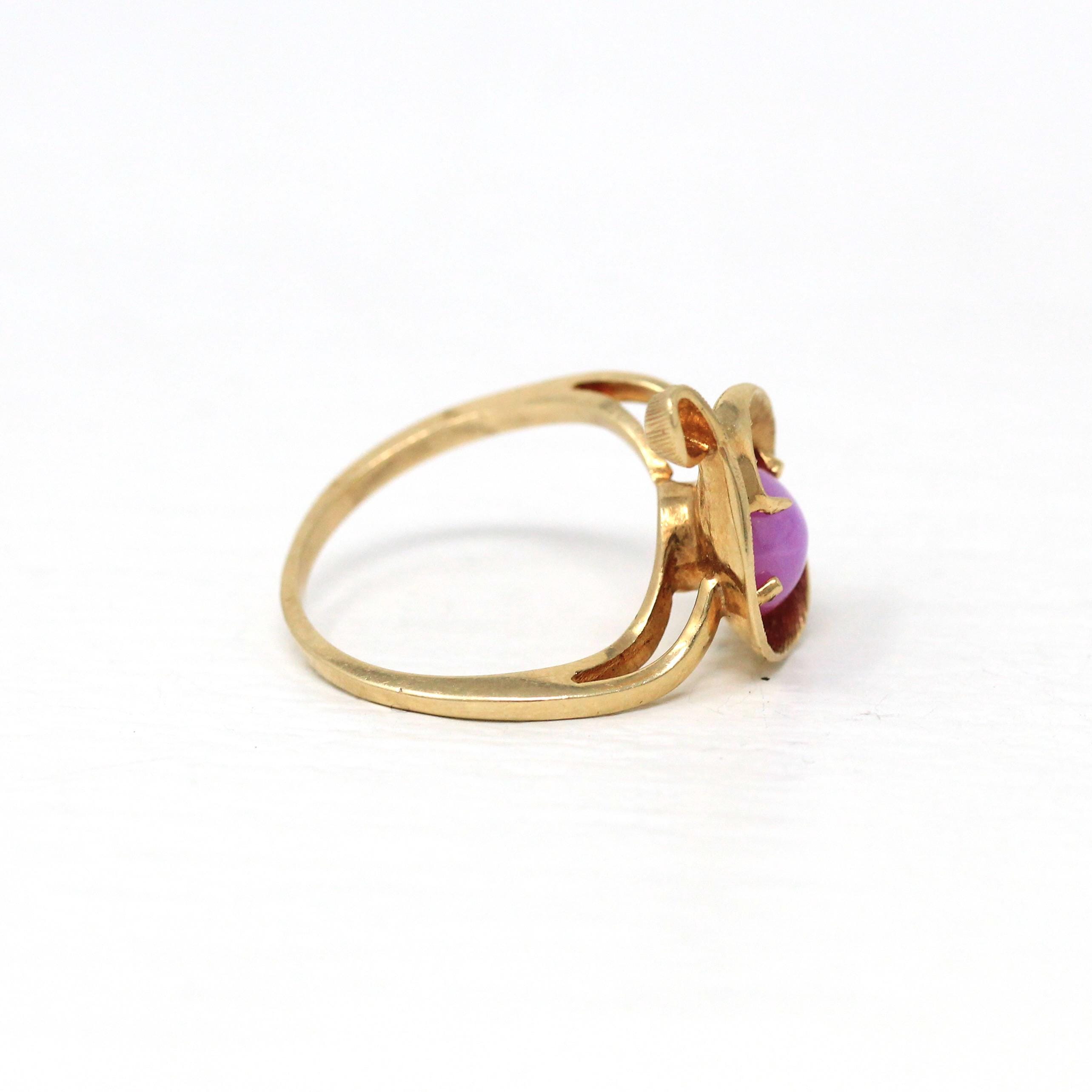 Created Pink Star Sapphire Ring - Retro 14k Yellow Gold Cabochon Cut Gemstone - Vintage Circa 1960s Size 5 1/2 Asterism Fine Jewelry