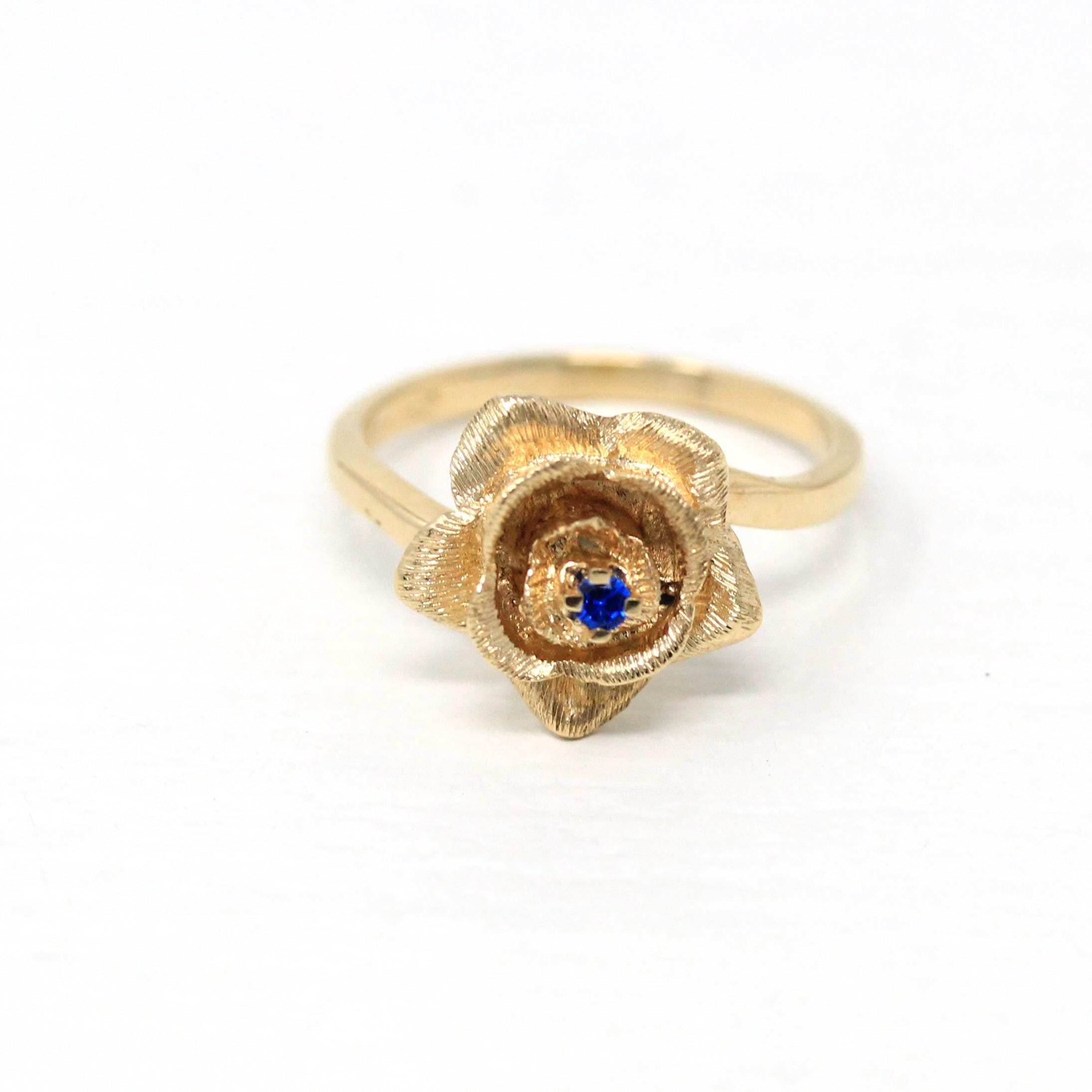 Retro Flower Ring - Vintage 10k Yellow Gold Created Blue Spinel Gemstone Textured Petals - Circa 1960s Era Size 6 New Old Stock Fine Jewelry