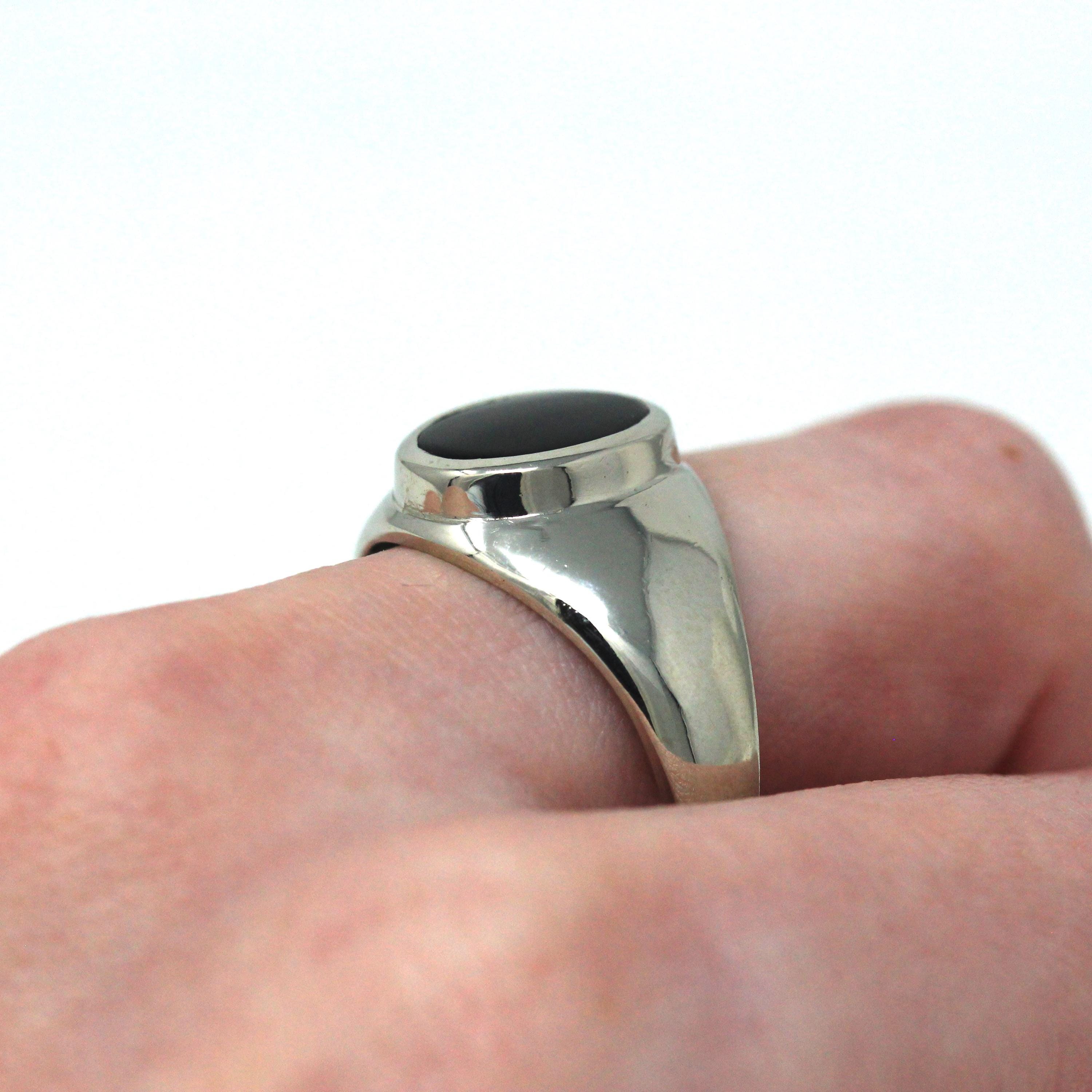 Genuine Onyx Ring - Retro 10k White Gold Bezel Set Black Gem Statement -  Vintage Circa 1960s Era Size 12 1/4 Unisex Style Fine Mens Jewelry