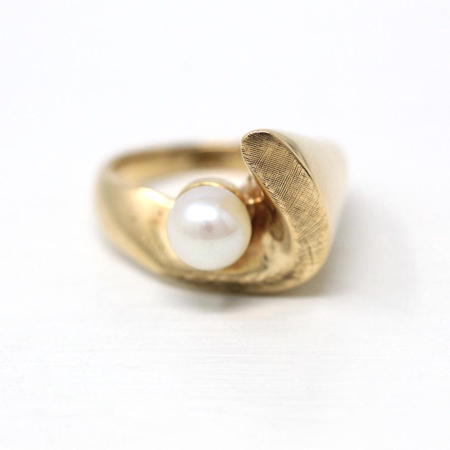 Cultured Pearl Ring - Retro 10k Yellow Gold 6.5 mm Round White Gem - Vintage Circa 1970s Era Size 6 New Old Stock Swoop Statement Jewelry