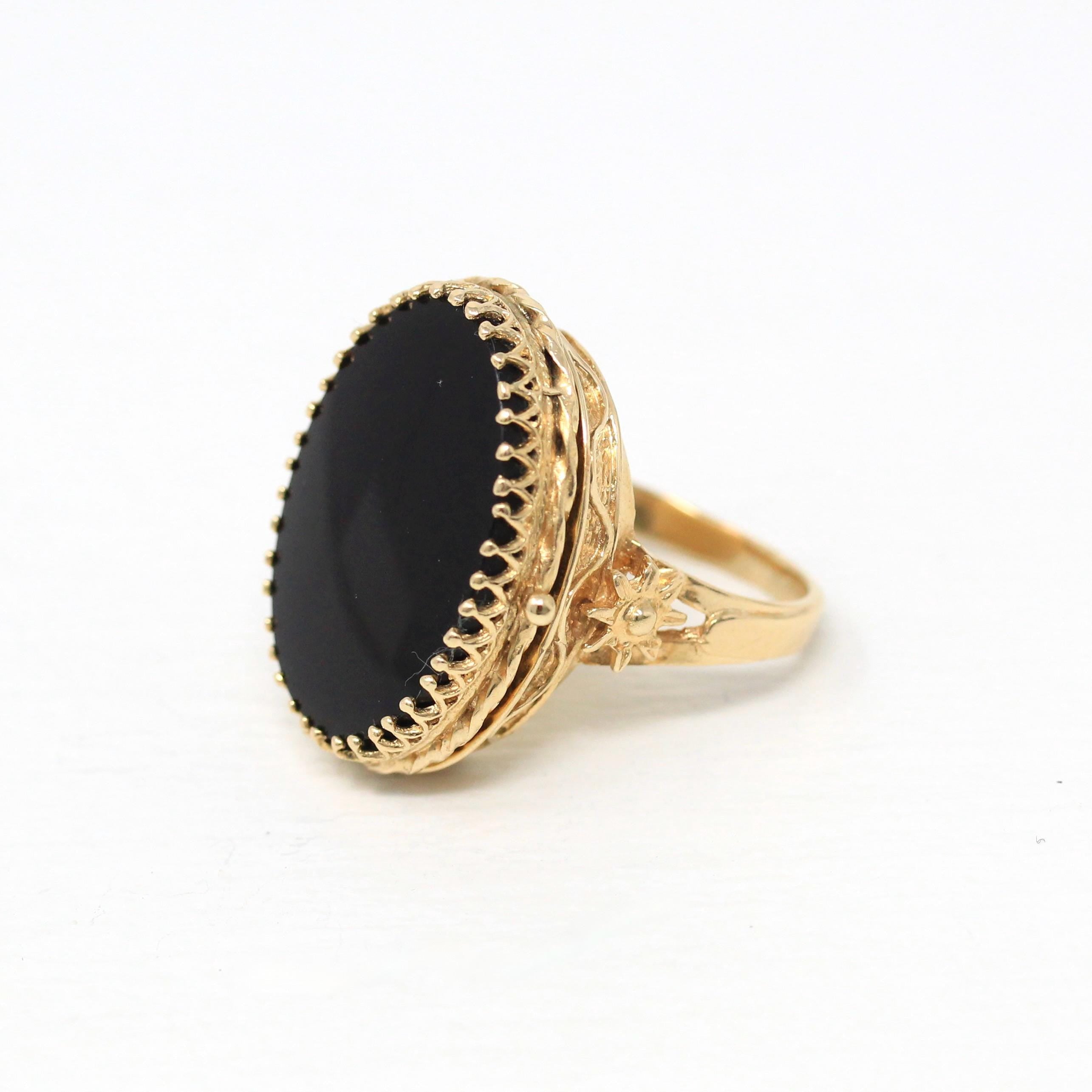 Vintage Locket Ring - Retro 14k Yellow Gold Genuine Black Onyx Gemstone - Circa 1960s Era Size 8 1/4 Hidden Compartment Fine Rare Jewelry