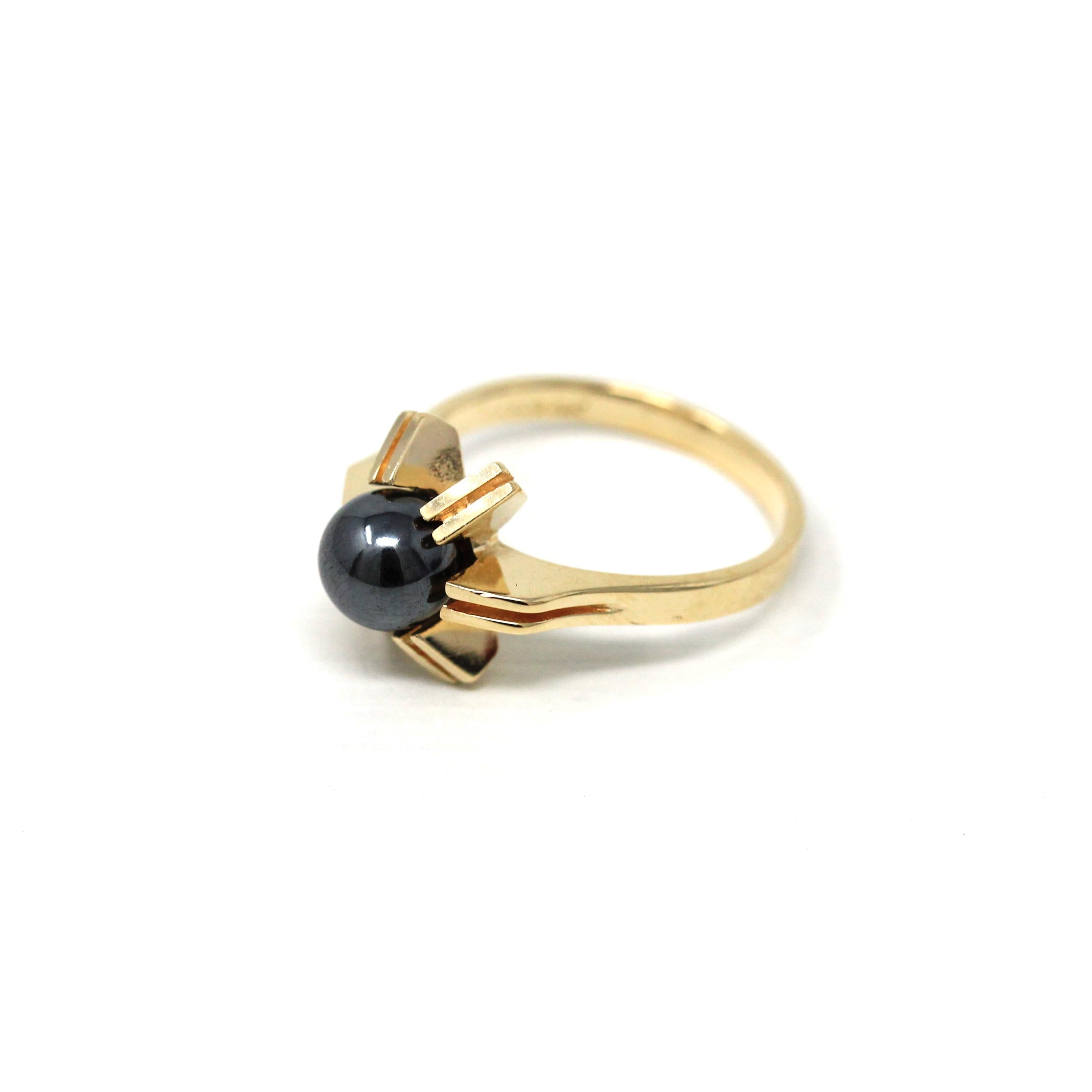 Vintage Hematite Ring - Retro 10k Yellow Gold Round Spherical Gray Gemstone Solitaire - Circa 1960s Era Size 6 1/4 Star Fine Jewelry