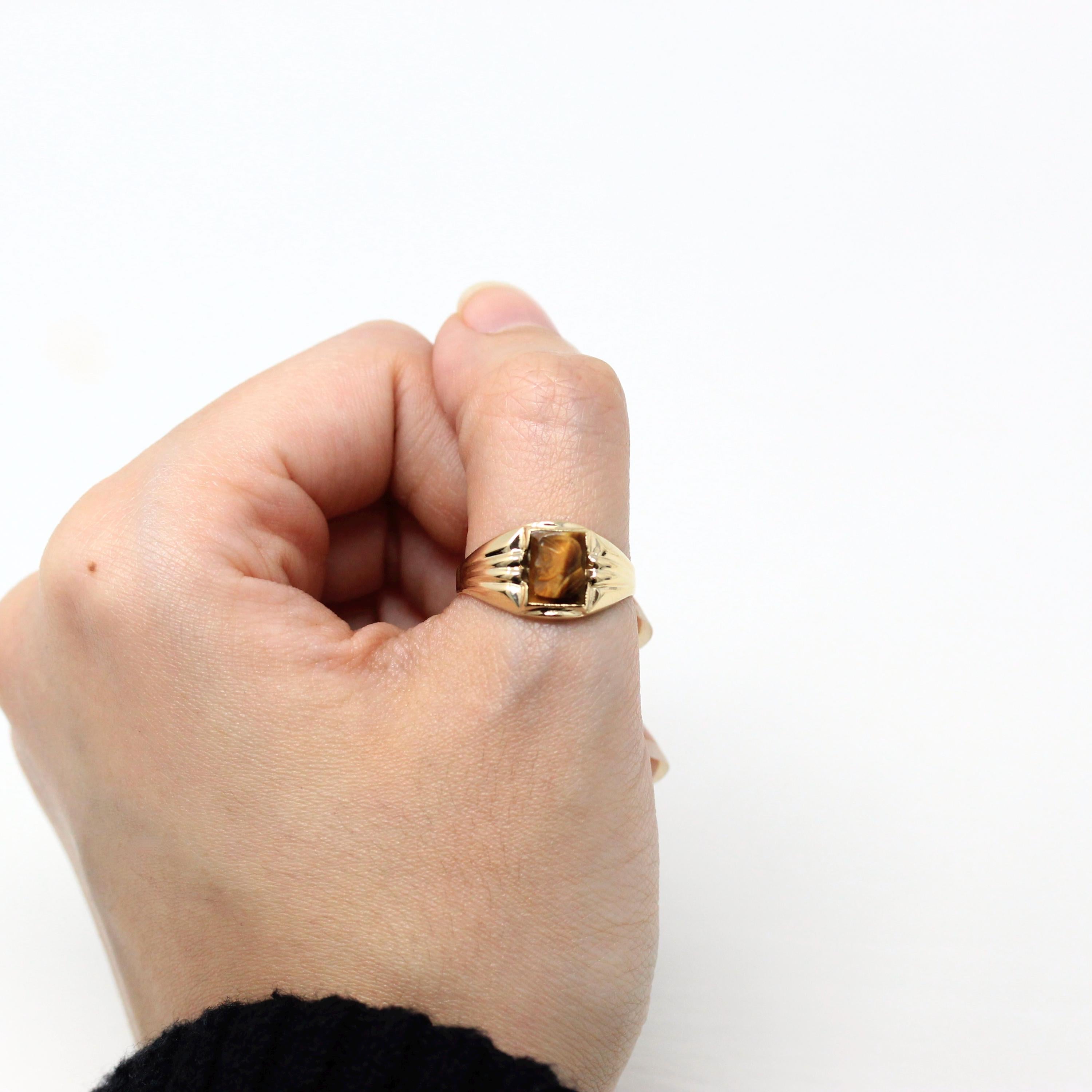 Vintage Cameo Ring - Retro 10k Yellow Gold Genuine Tiger's Eye Gemstone - Circa 1960s Era Size 8 1/2 Carved Warrior Brown Gem Fine Jewelry