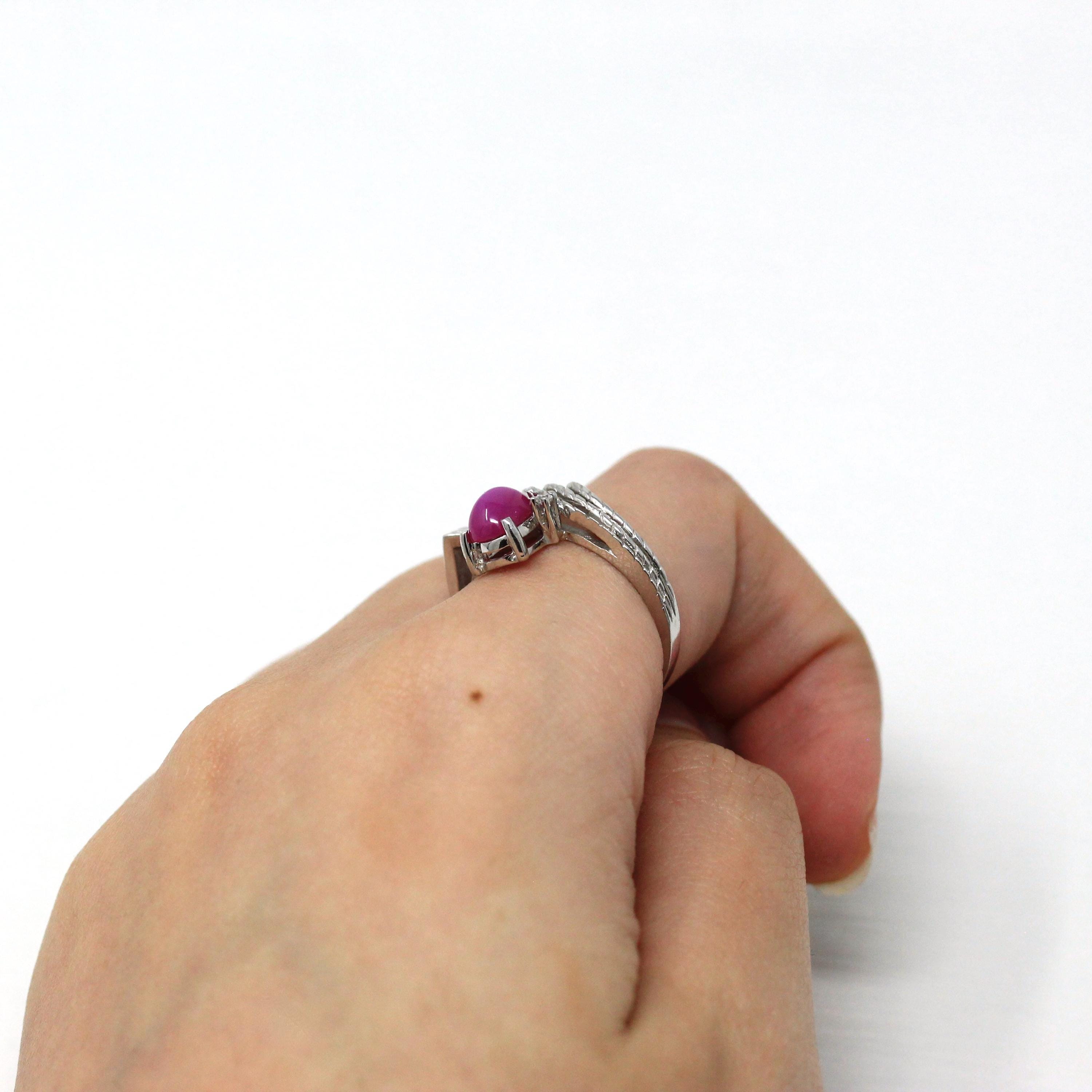 Created Pink Star Sapphire Ring - Retro 14k White Gold Cabochon Cut Gemstone - Vintage Circa 1960s Era Size 5 3/4 Diamond Fine 60s Jewelry