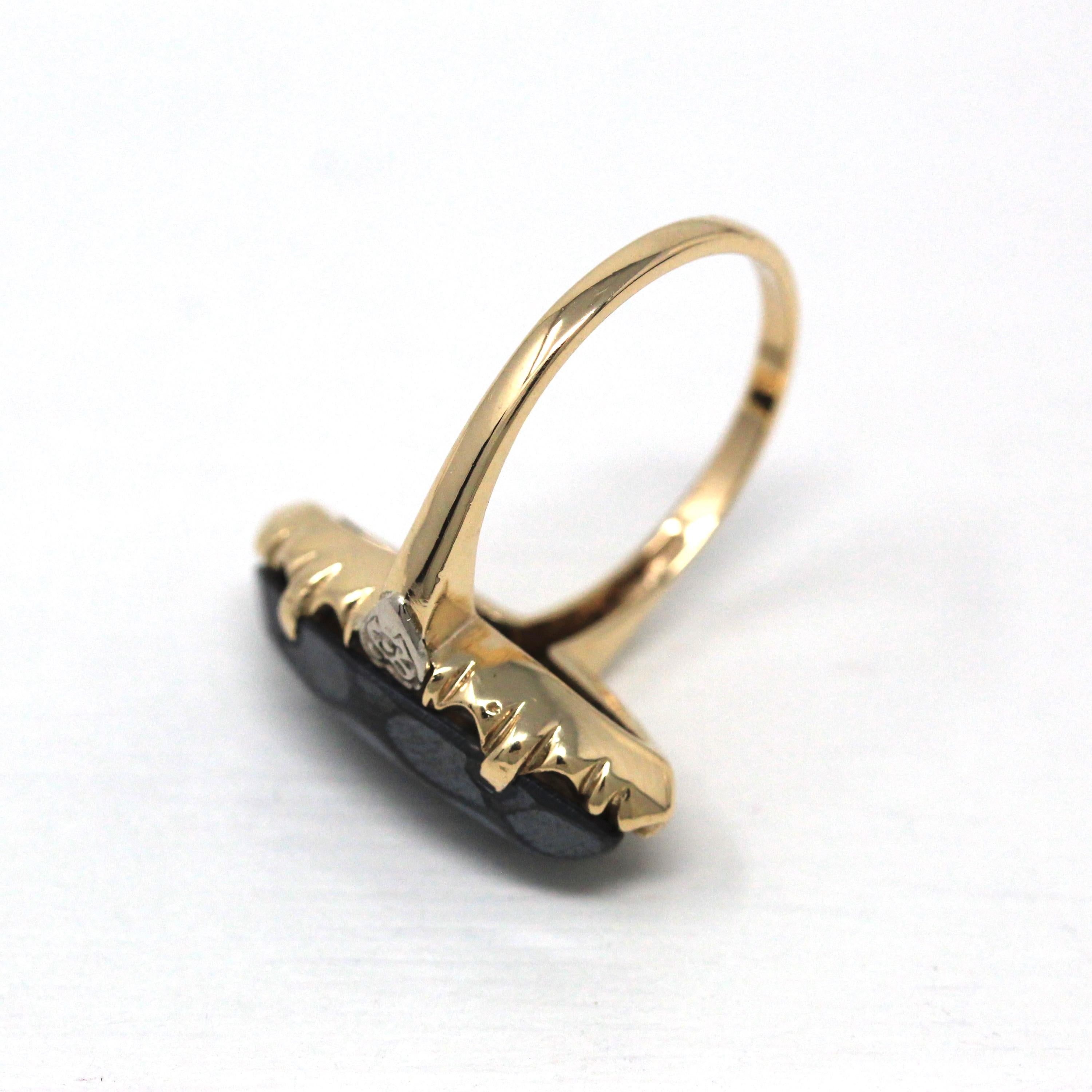 Vintage Hematite Ring - Retro 10k Yellow Gold Metallic Gray Marquise Faceted Gemstone - Circa 1940s Size 7 Statement Fine Navette Jewelry