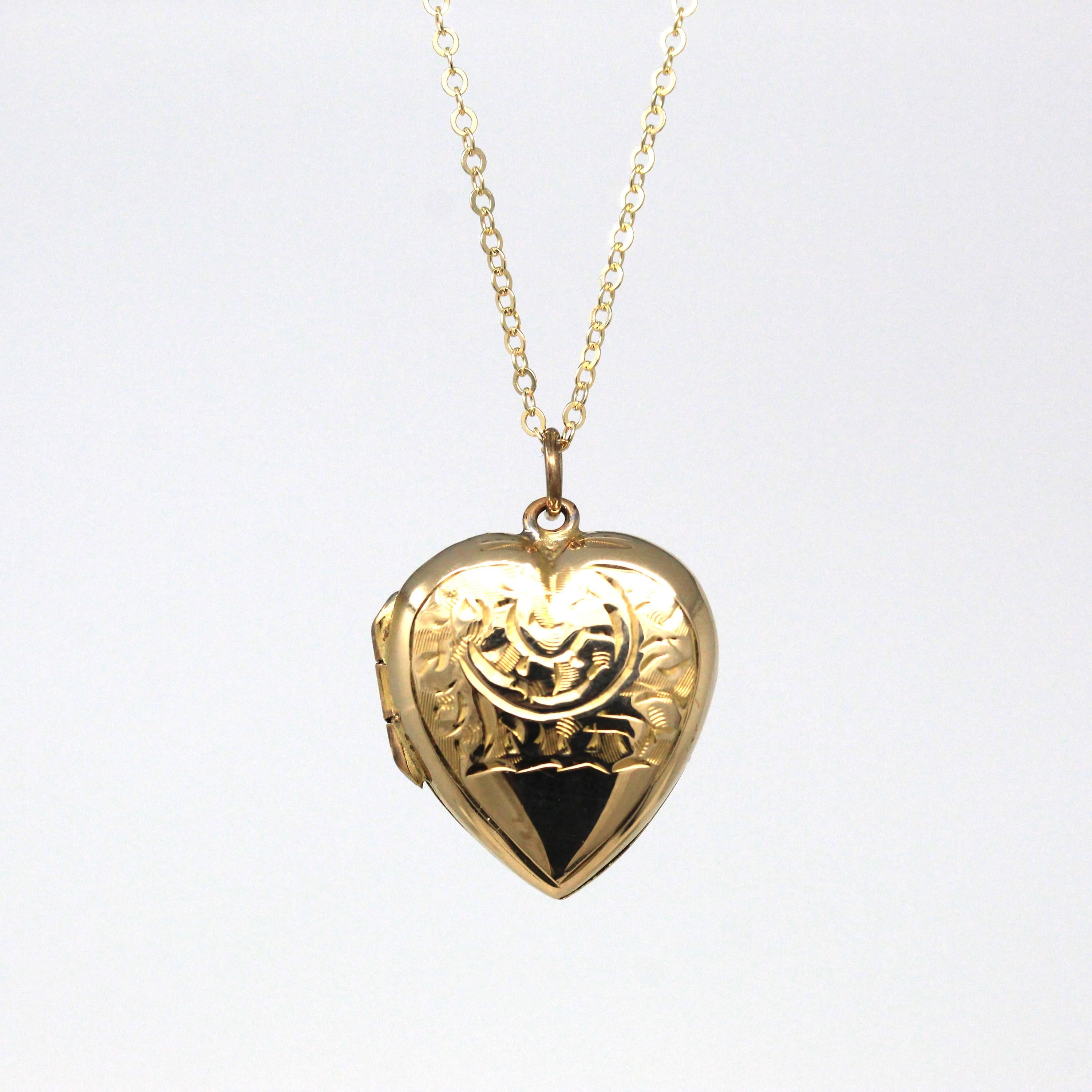 Vintage Heart Locket - Retro 9ct Yellow Gold Keepsake Pendant Necklace - Circa 1960s Era Engraved Designs Photograph Fine English Jewelry