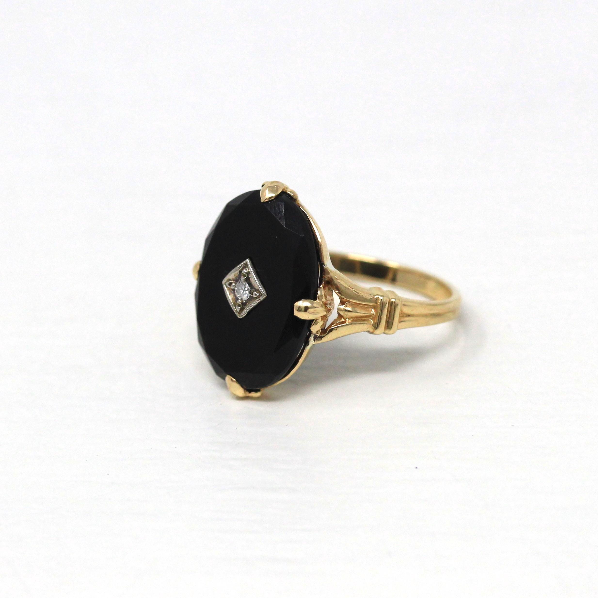 Genuine Onyx Ring - Retro 10k Yellow Gold Black Oval Cut Gemstone - Vintage Circa 1940s Era Size 6 1/2 Diamond Gem Statement Fine Jewelry